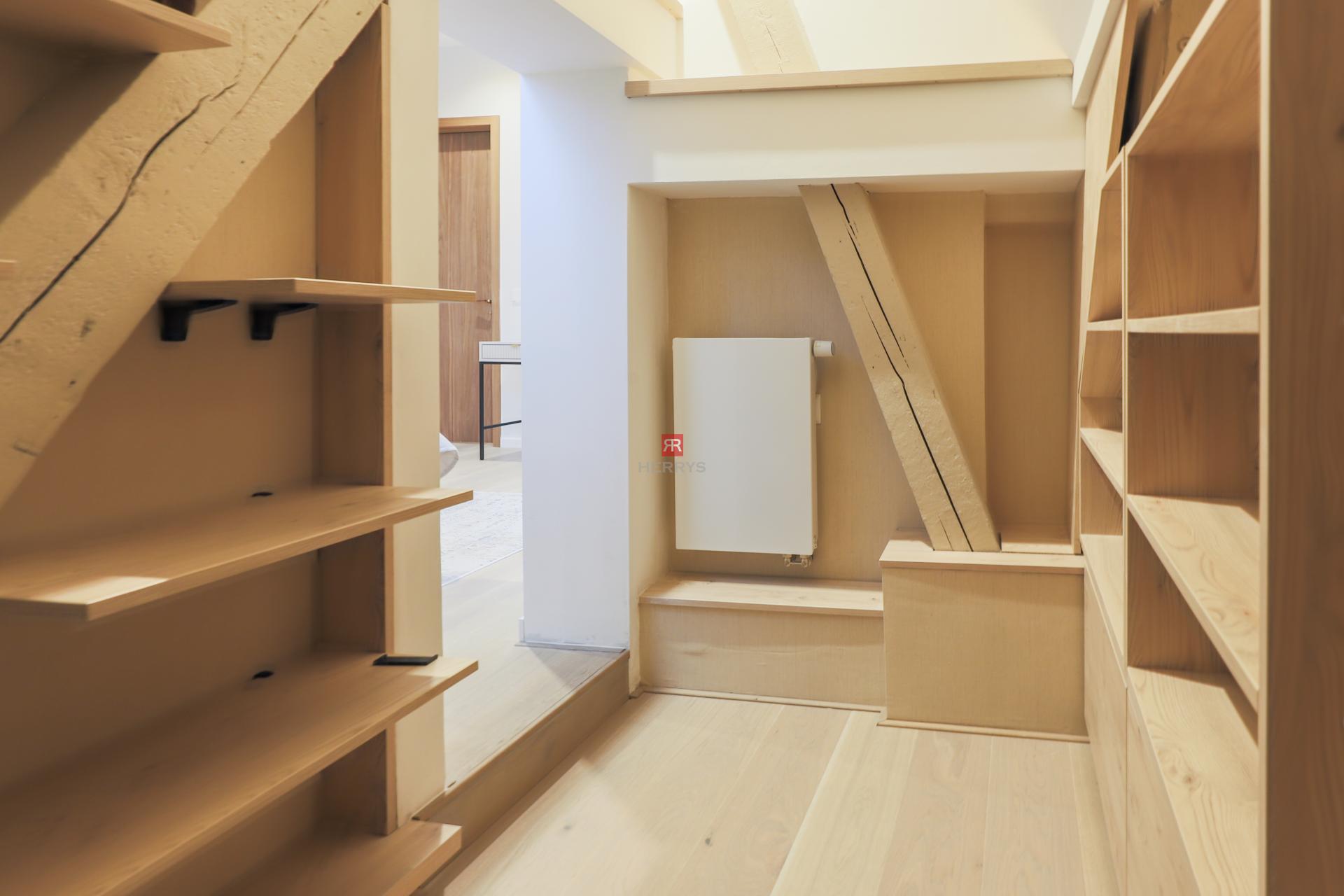 HERRYS - Na prenájom luxusný úplne nový 4-izbový kompletne zariadený byt na ulici Palisády