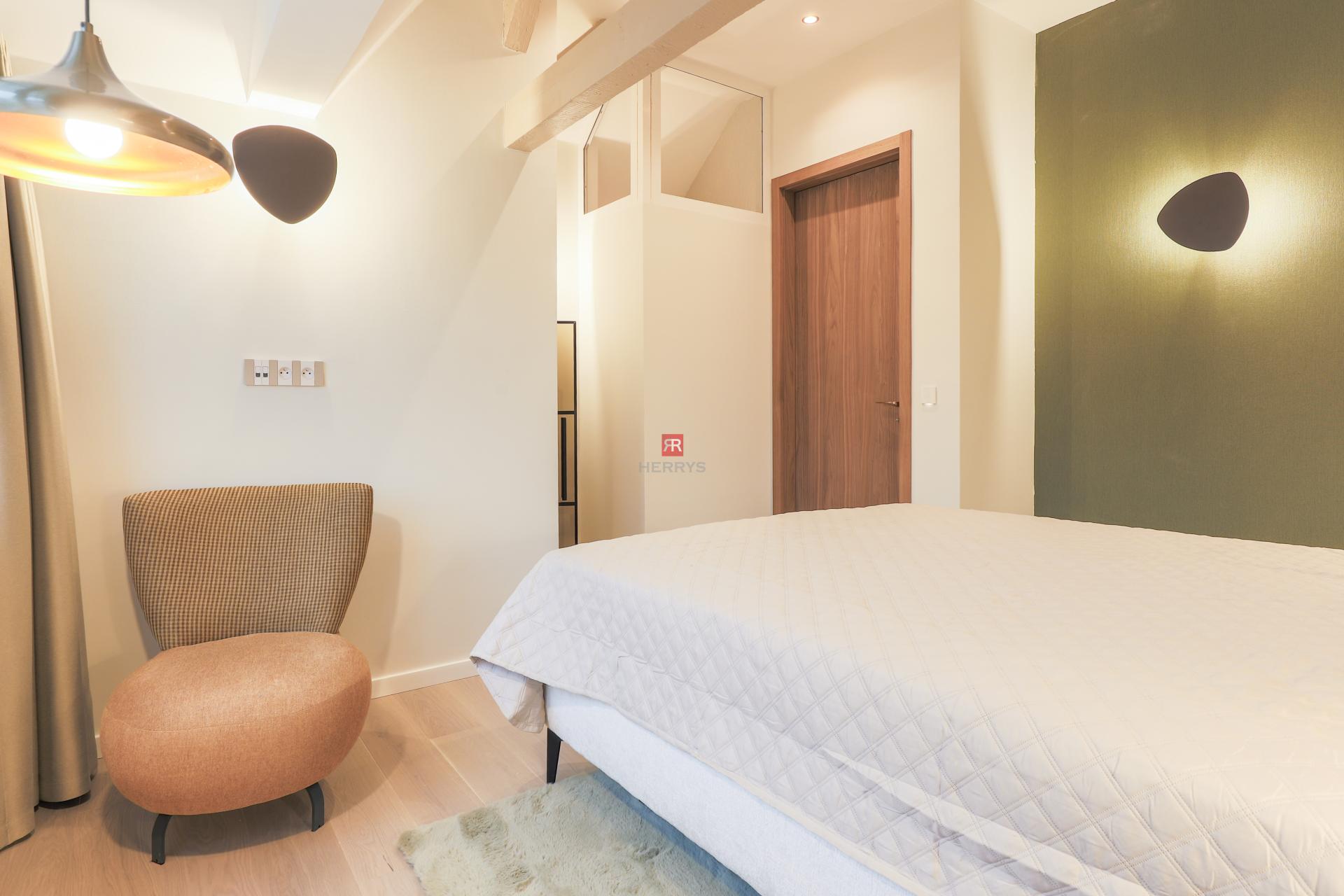 HERRYS - Na prenájom luxusný úplne nový 4-izbový kompletne zariadený byt na ulici Palisády