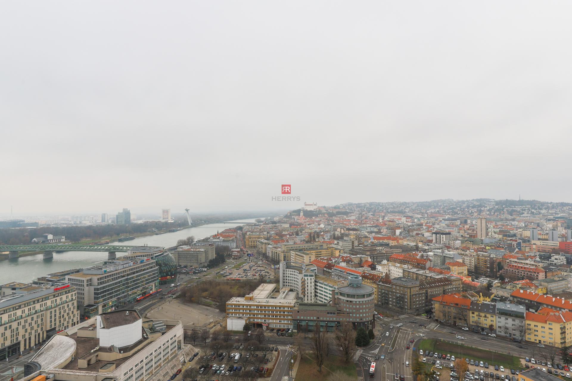 HERRYS - Na prenájom luxusný slnečný 3 izbový byt s 2x parkovacím miestom Panorama city&nbsp;