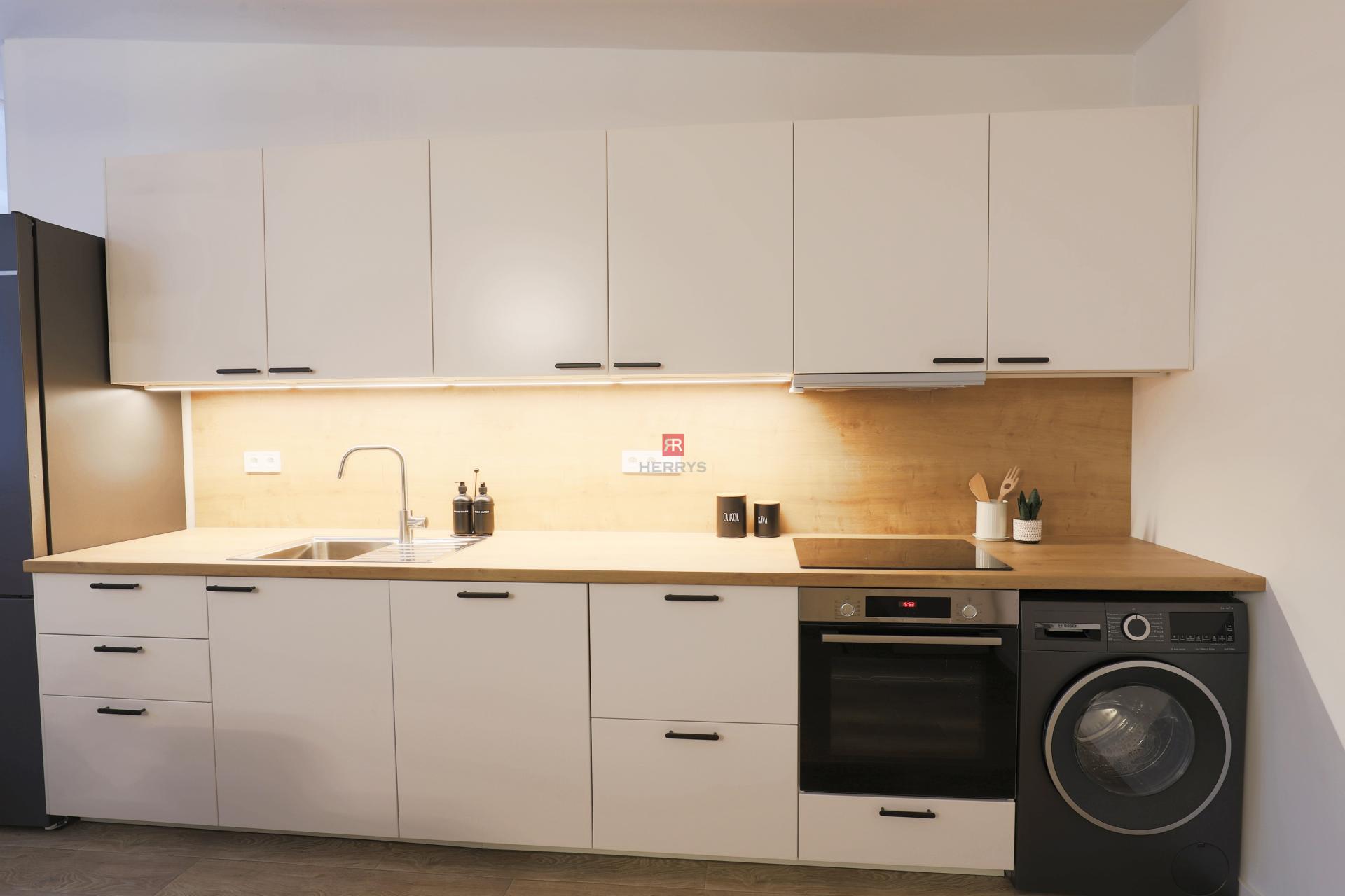 HERRYS – Na prenájom luxusný 2-izbový byt pri Horskom parku so záhradou a bazénom&nbsp;