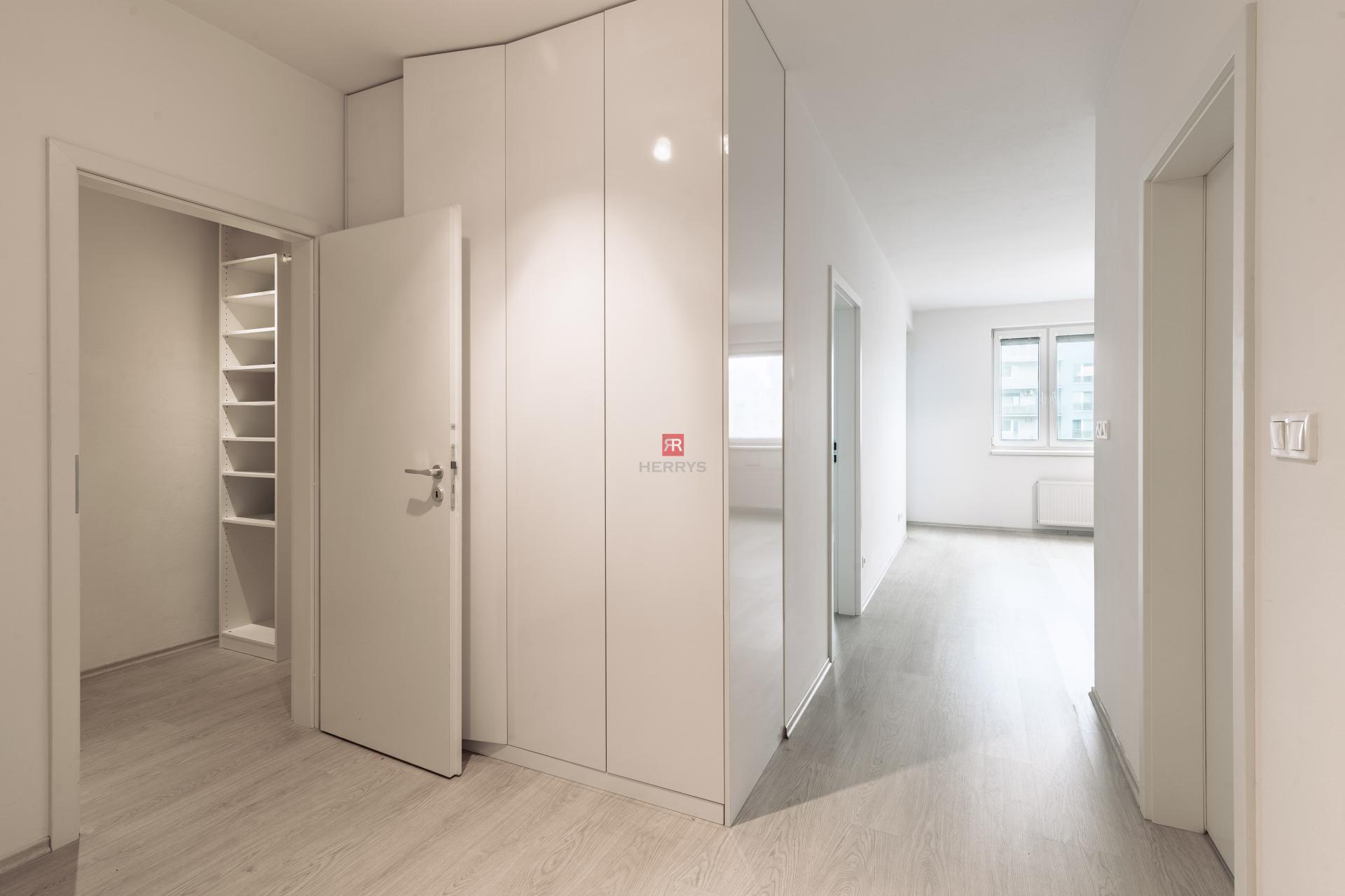 HERRYS – Na predaj priestranný 2-izbový byt v novostavbe Kazanská ulica.&nbsp;