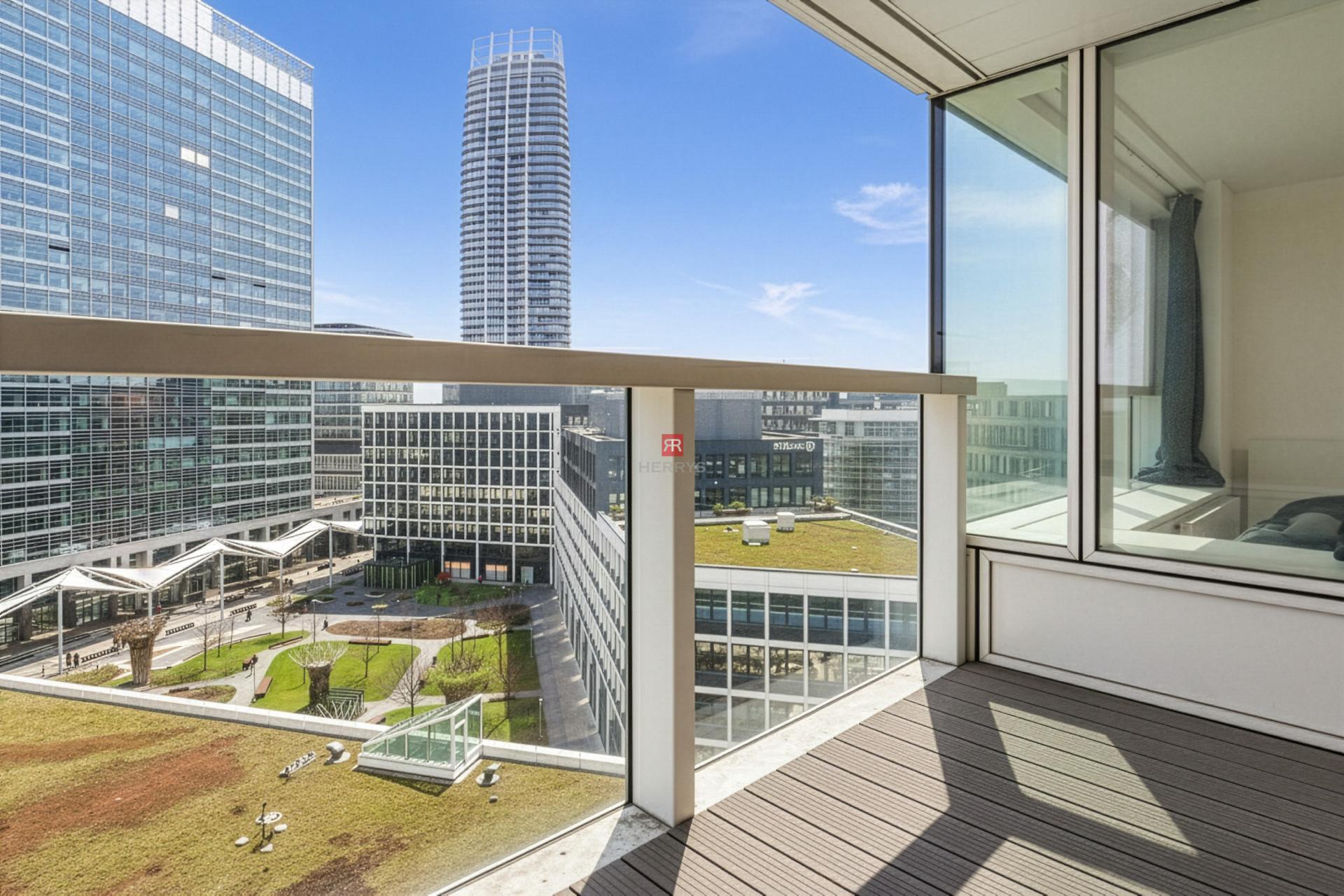 HERRYS - Sunny 3-room apartment for rent with parking space Panorama city