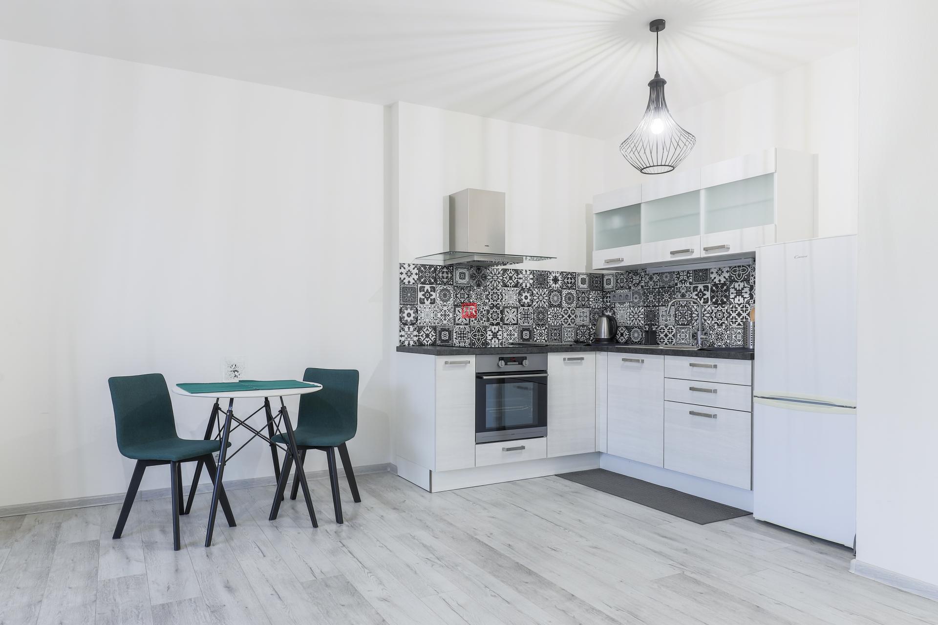 HERRYS - Na prenájom &nbsp;zariadený, priestranný 1 izbový byt v Ružinove, na Tomašikovej ulici