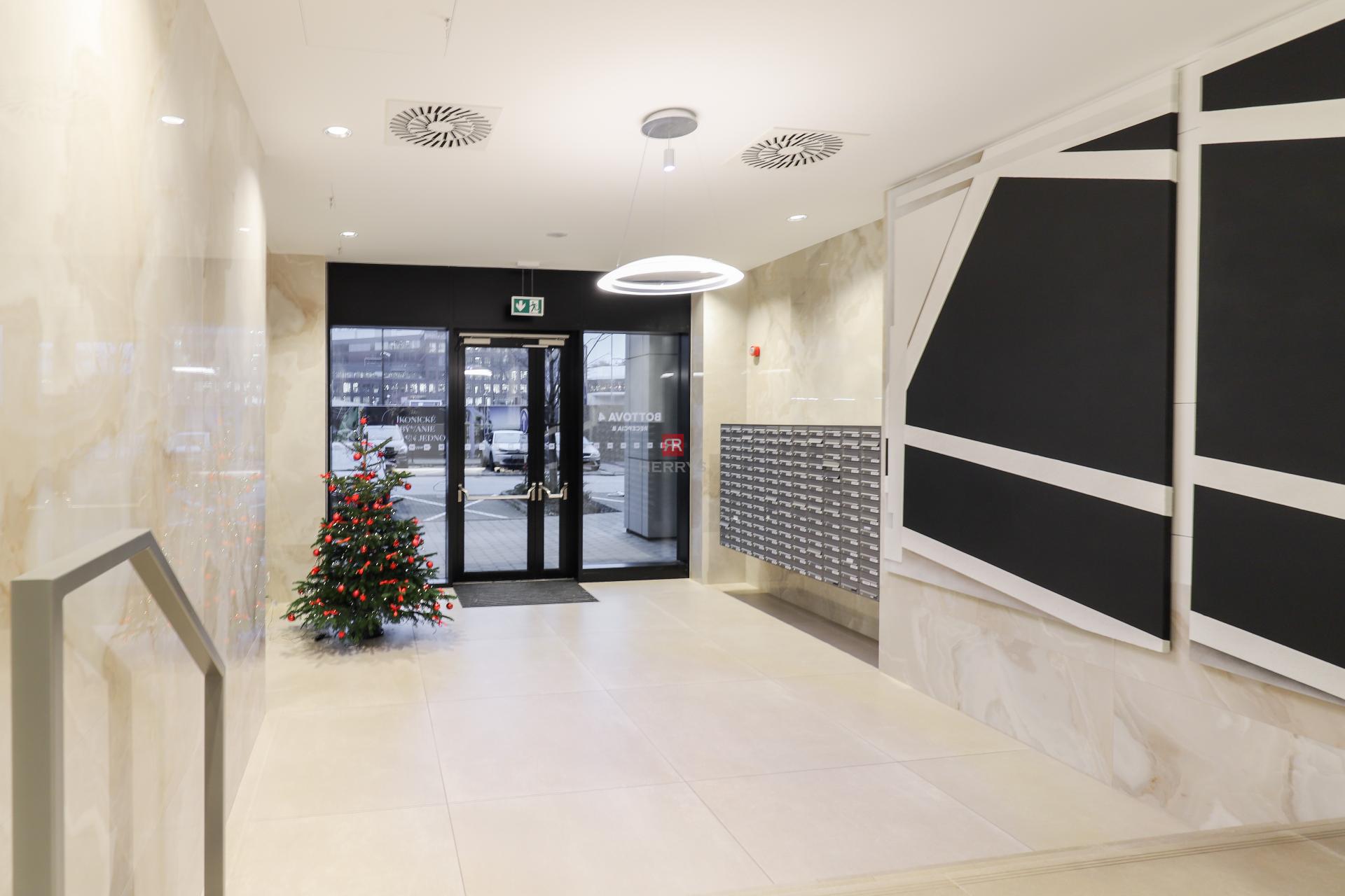 HERRYS - Na prenájom krásny, úplne nový 3-izbový zariadený byt v prémiovom komplexe METROPOLIS