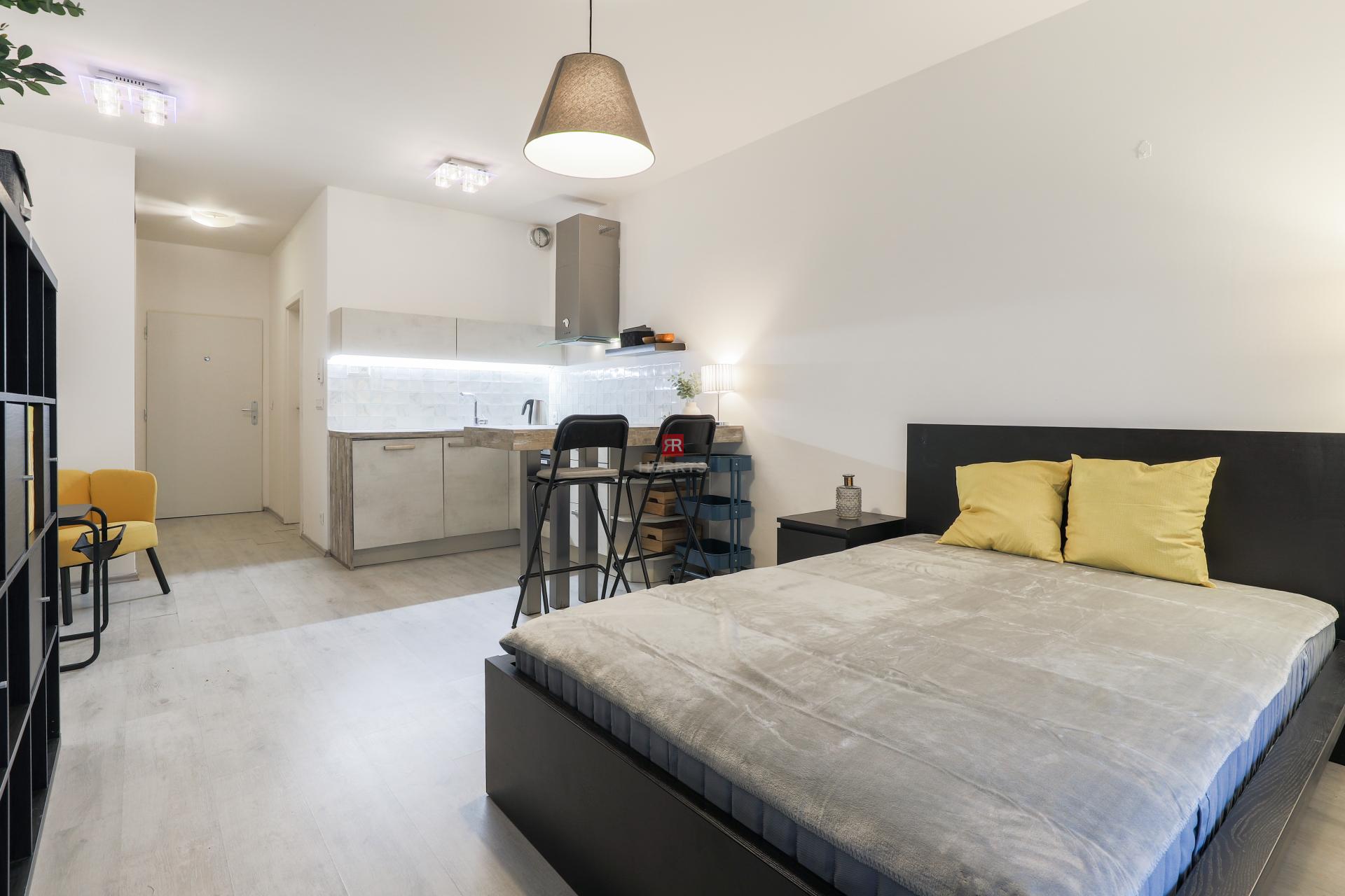 HERRYS – Na predaj moderný 1-izbový apartmán v projekte Nový Ružinov vhodný NA INVESTÍCIU