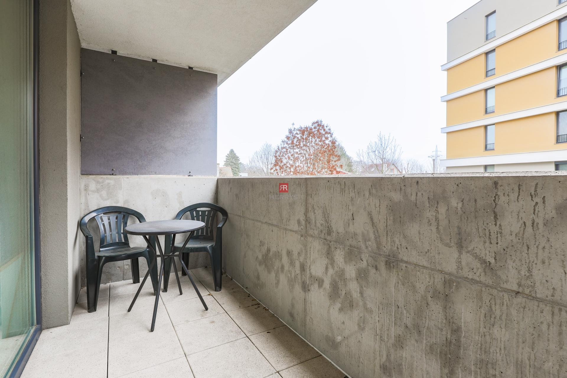 HERRYS – Na predaj moderný 1-izbový apartmán v projekte Nový Ružinov vhodný NA INVESTÍCIU