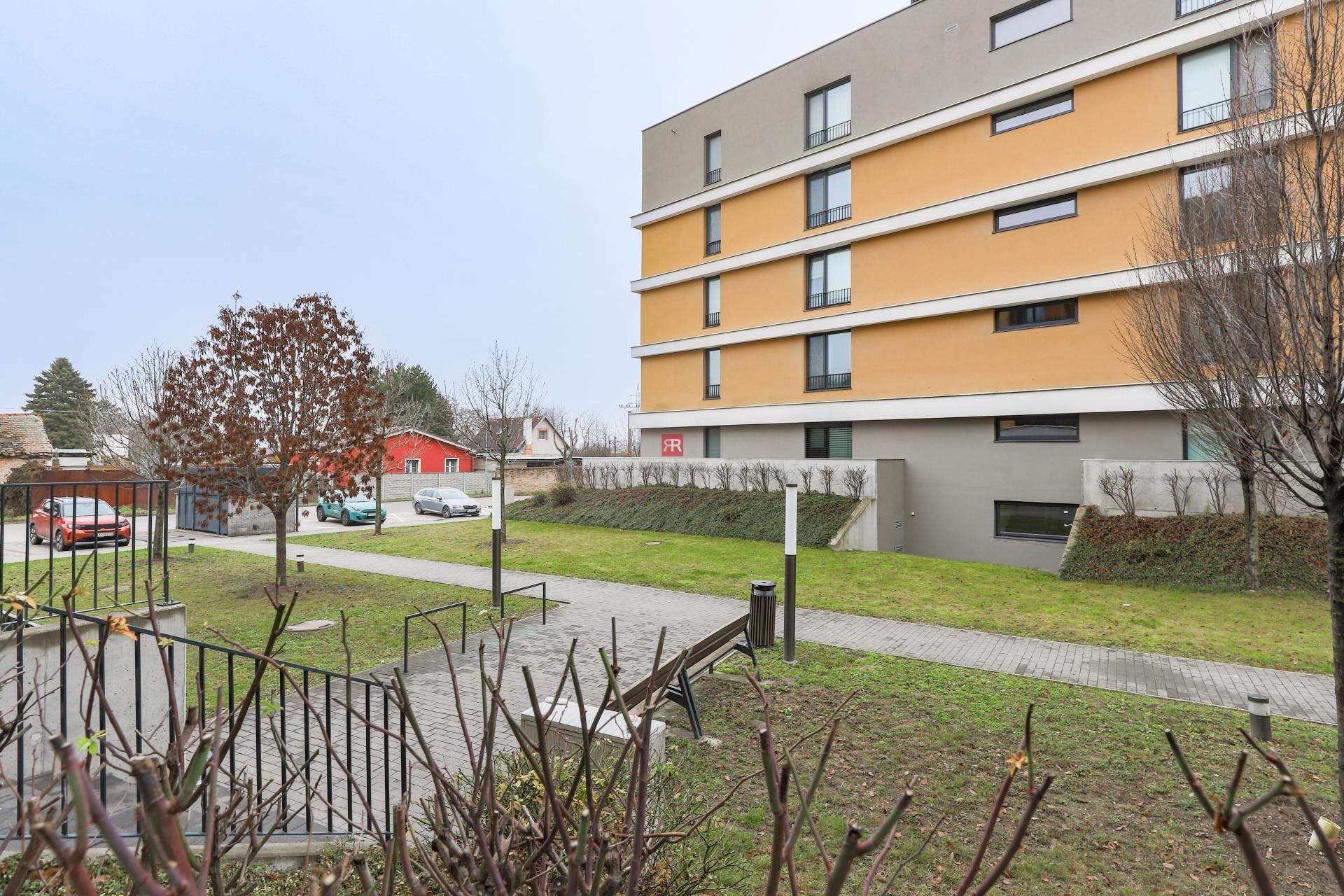 HERRYS – Na predaj moderný 1-izbový apartmán v projekte Nový Ružinov vhodný NA INVESTÍCIU