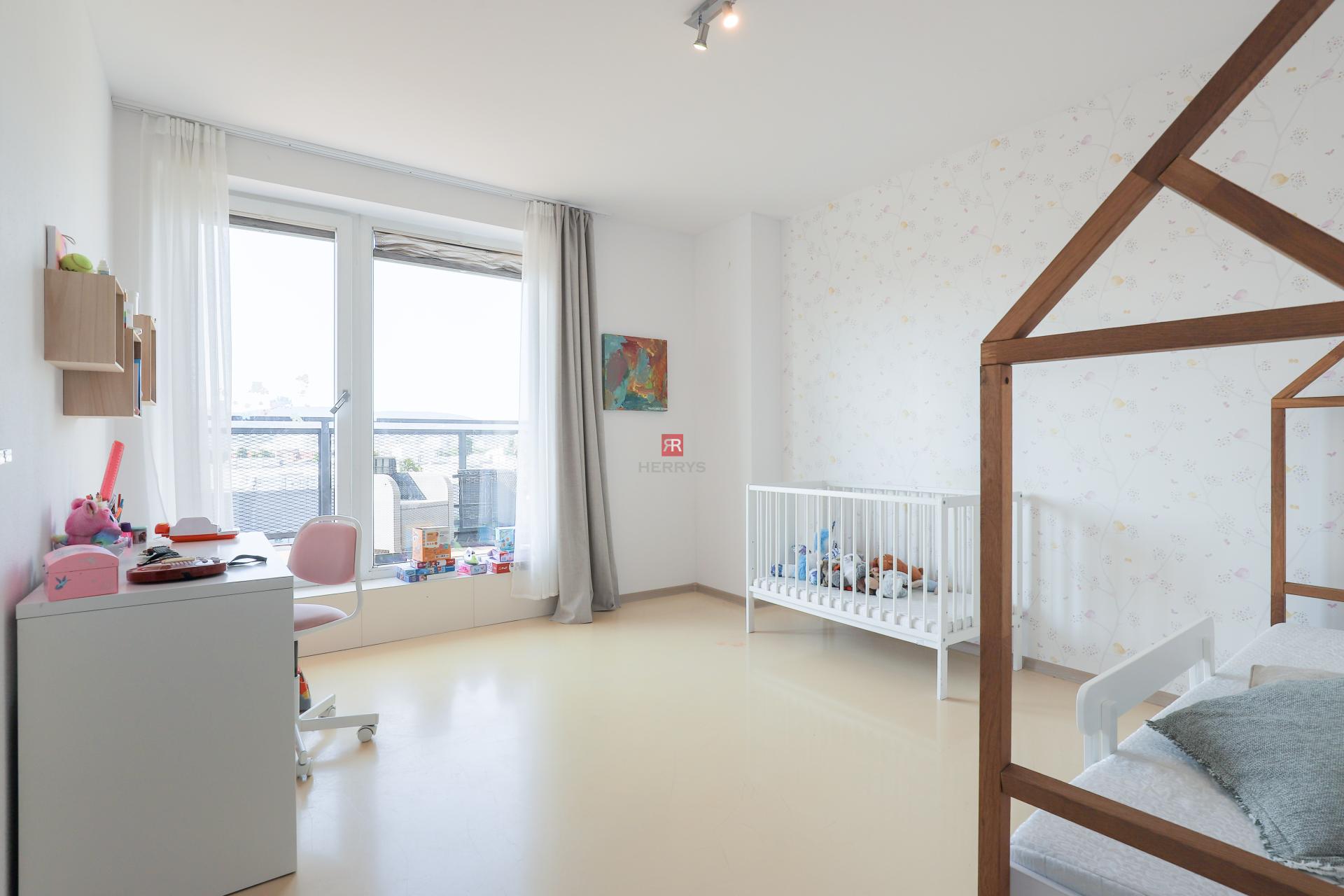 HERRYS - 4-room fully furnished apartment for rent in Ružinov