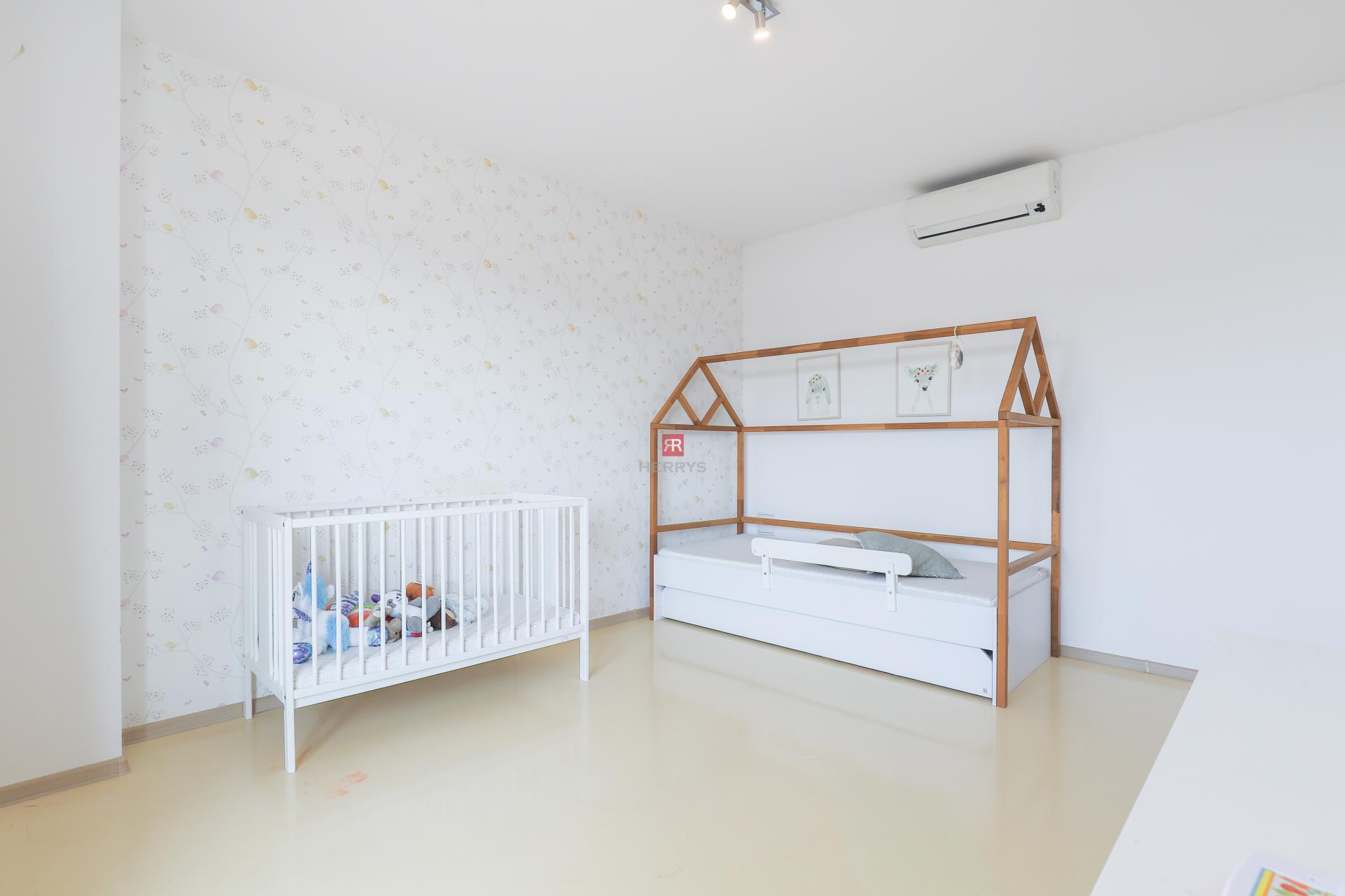 HERRYS - 4-room fully furnished apartment for rent in Ružinov