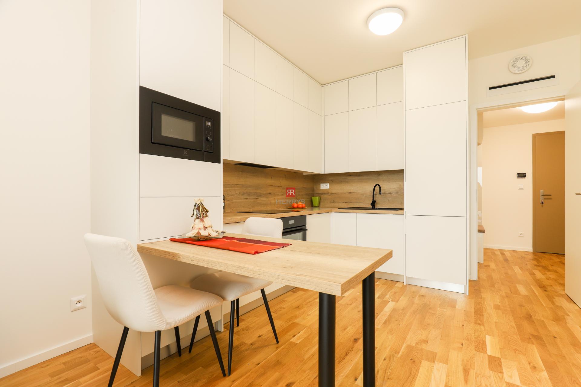 HERRYS - Na prenájom krásny 2-izbový, úplne nový byt v komplexe METROPOLIS