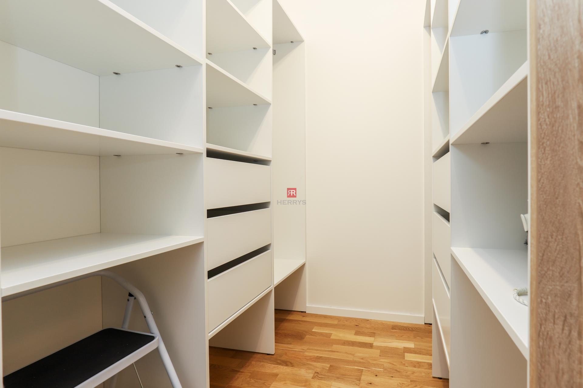 HERRYS - Na prenájom krásny 2-izbový, úplne nový byt v komplexe METROPOLIS