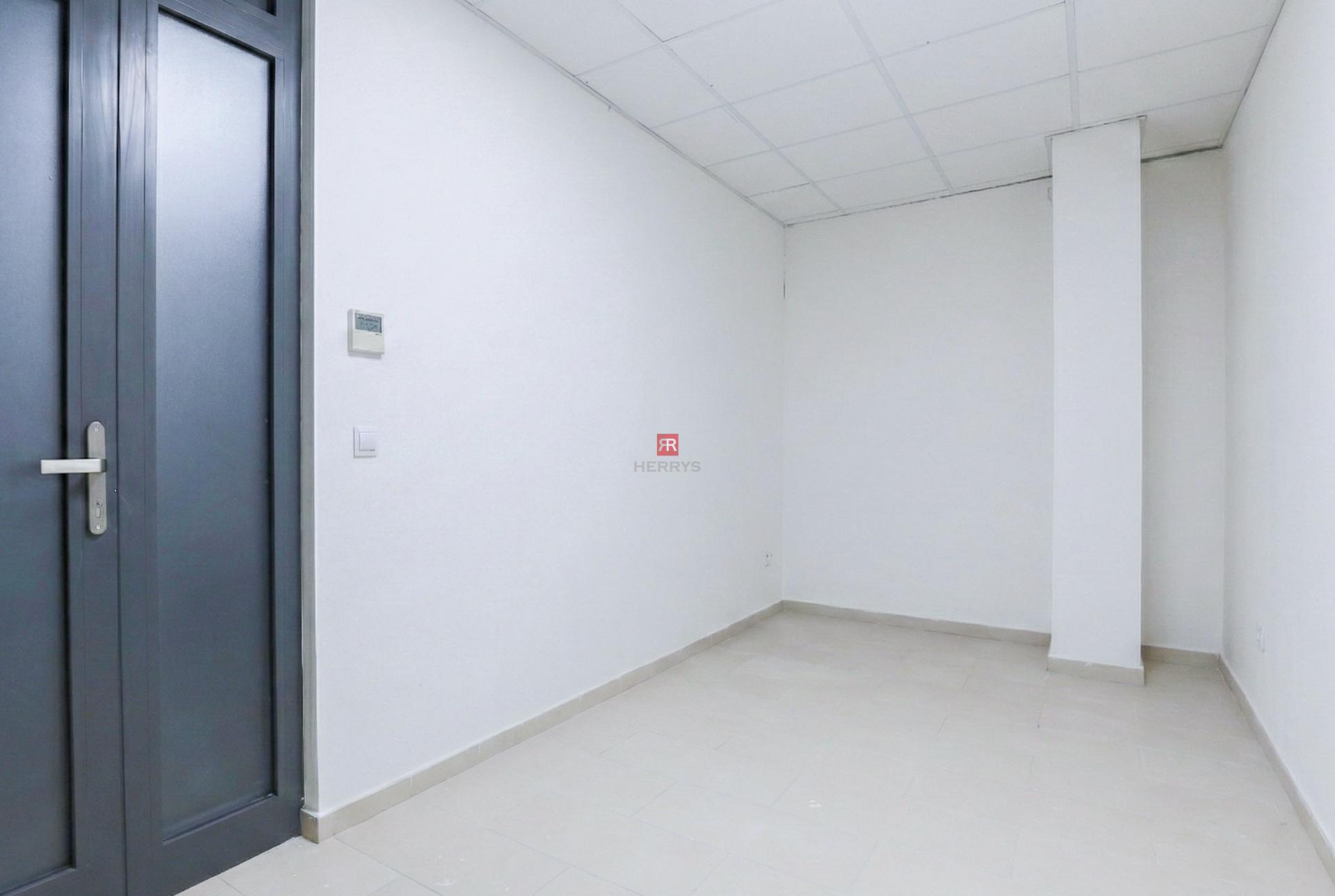 HERRYS - Na prenájom moderný nebytový priestor vo vyhľadávanej lokalite Starého Mesta