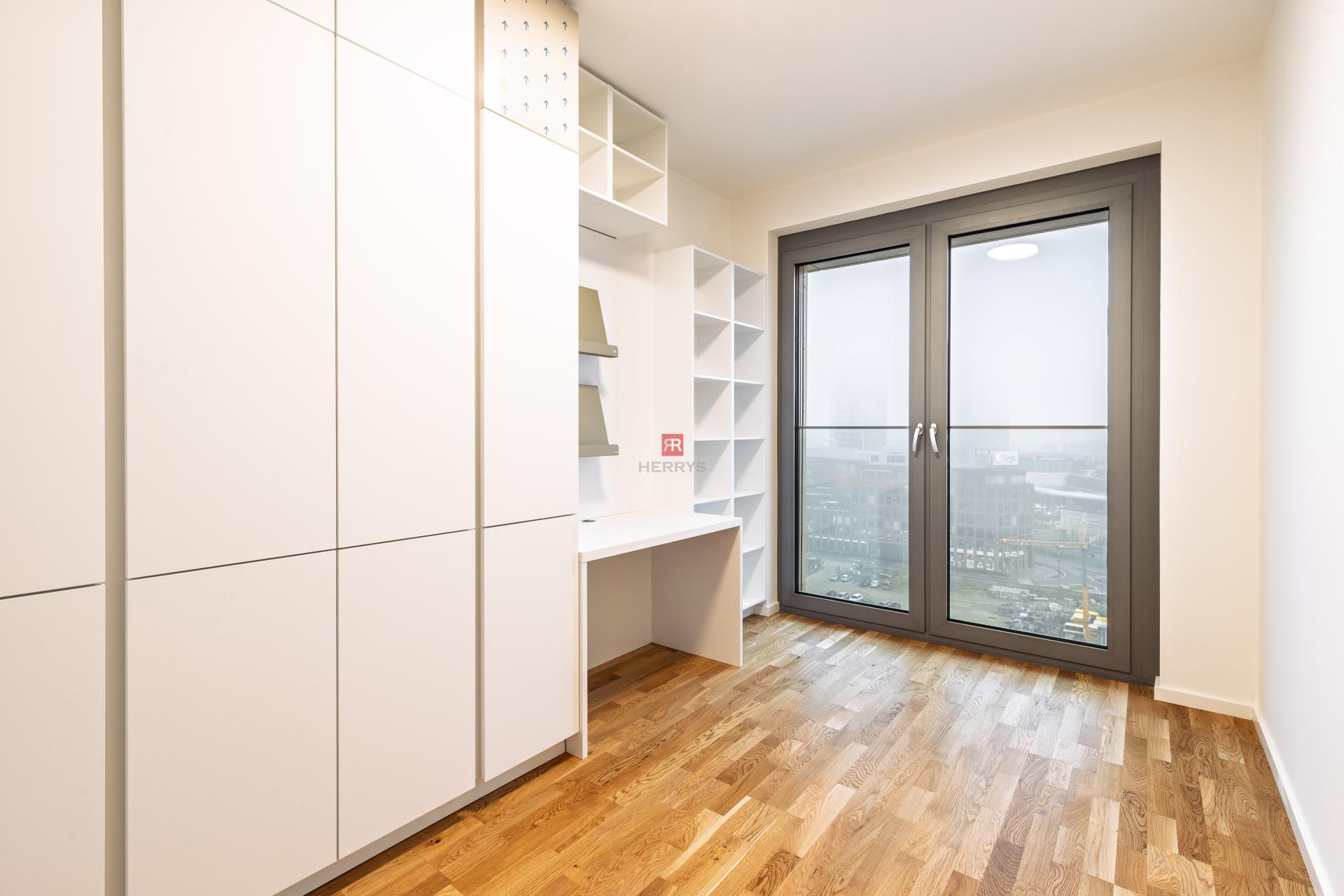 HERRYS - Na predaj luxusný úplne nový 3-izbový kompletne zariadený apartmán v novostavbe Metropolis