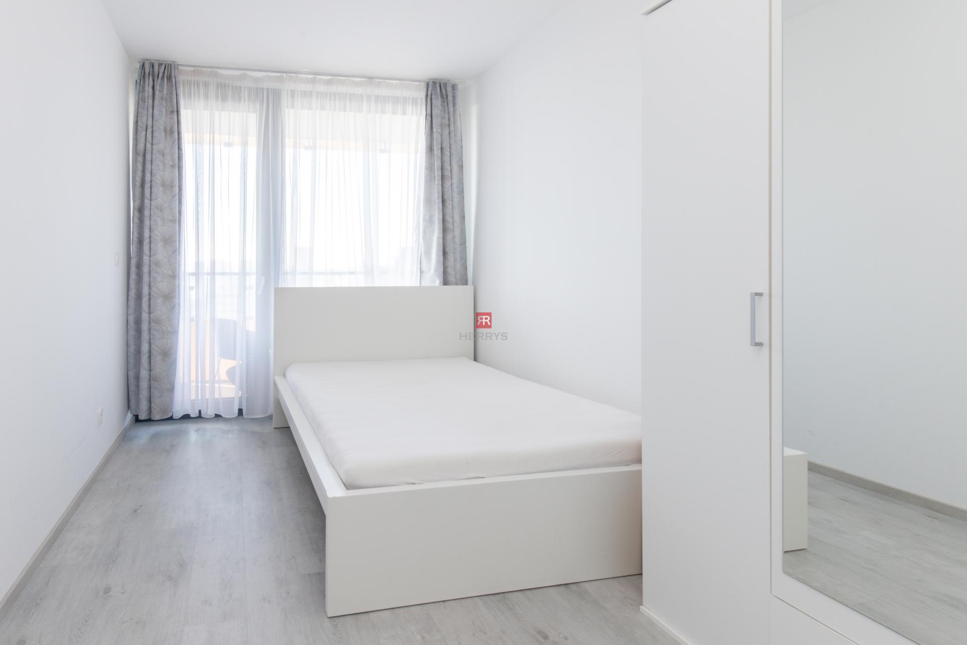 HERRYS - 3-room apartment for rent in CityPark with a beautiful view of the city, Ružinov