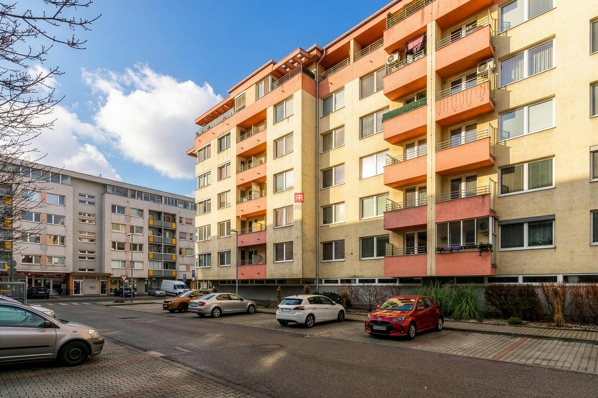 HERRYS – Spacious 2-room apartment with great potential in Trnávka