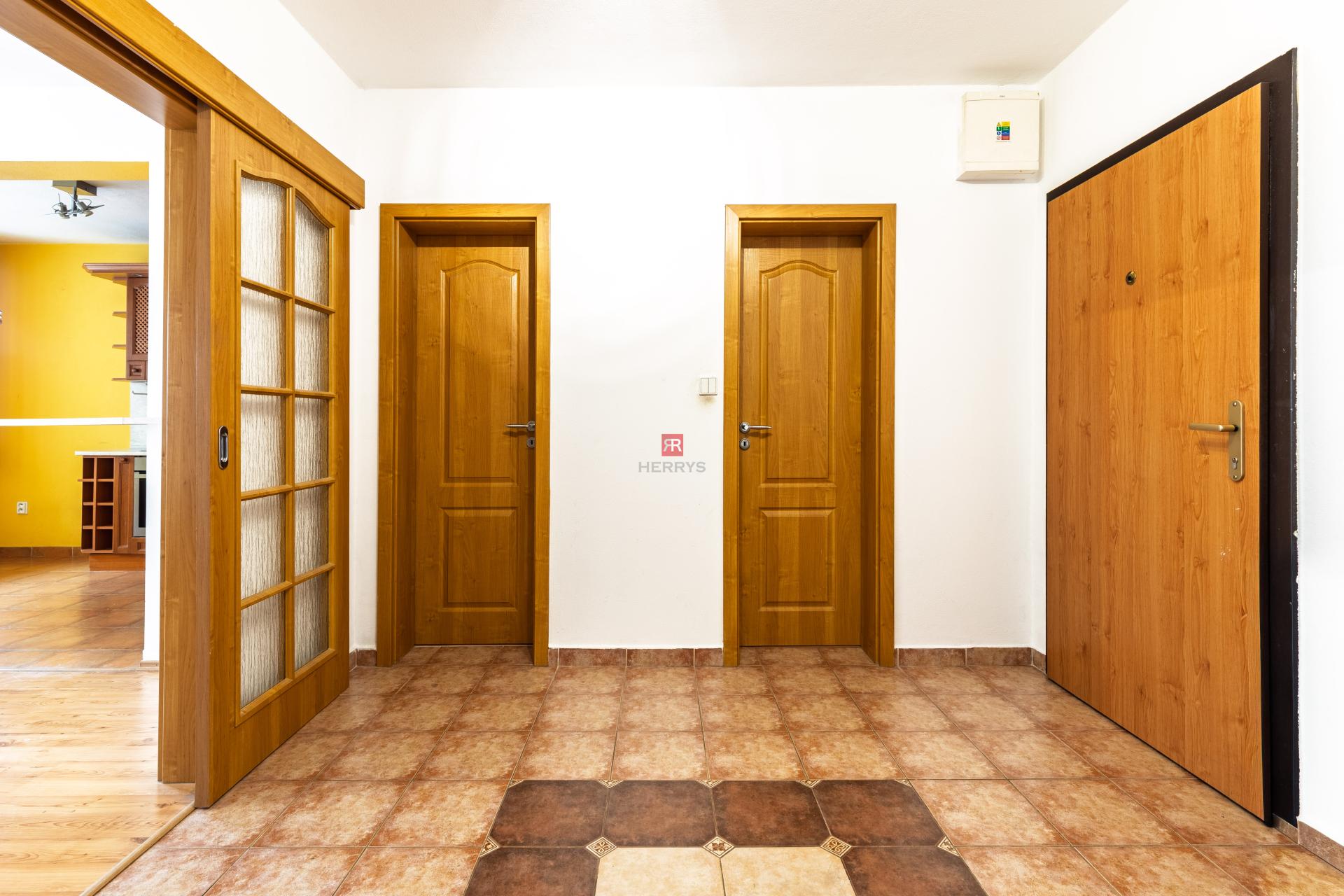 HERRYS – Spacious 2-room apartment with great potential in Trnávka