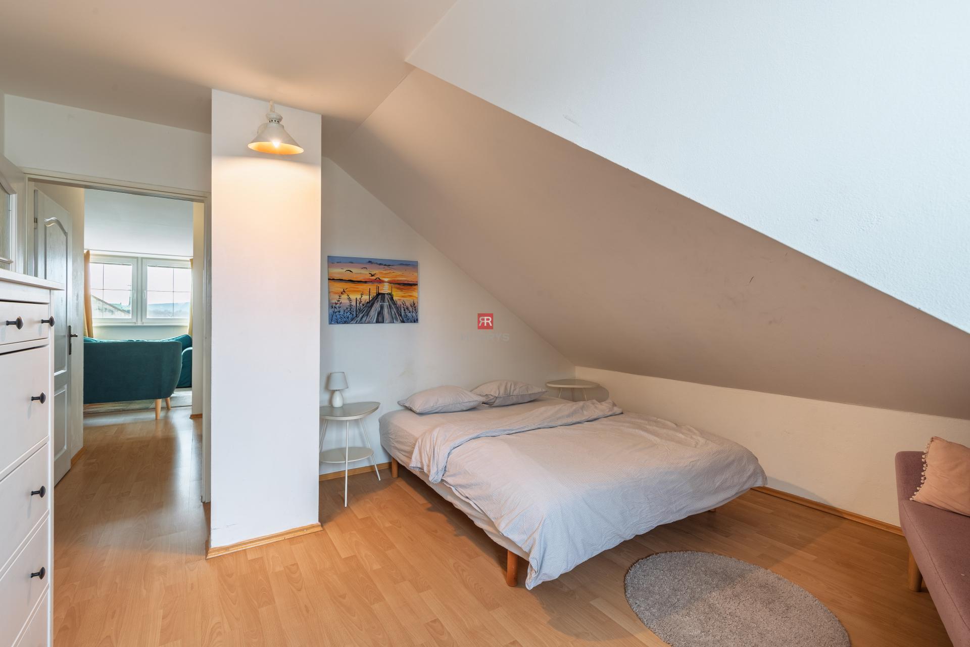 HERRYS - Na predaj unikátny mestský 4 izbový byt s&nbsp;terasou v&nbsp;srdci Starého Mesta, na Strakovej ulici