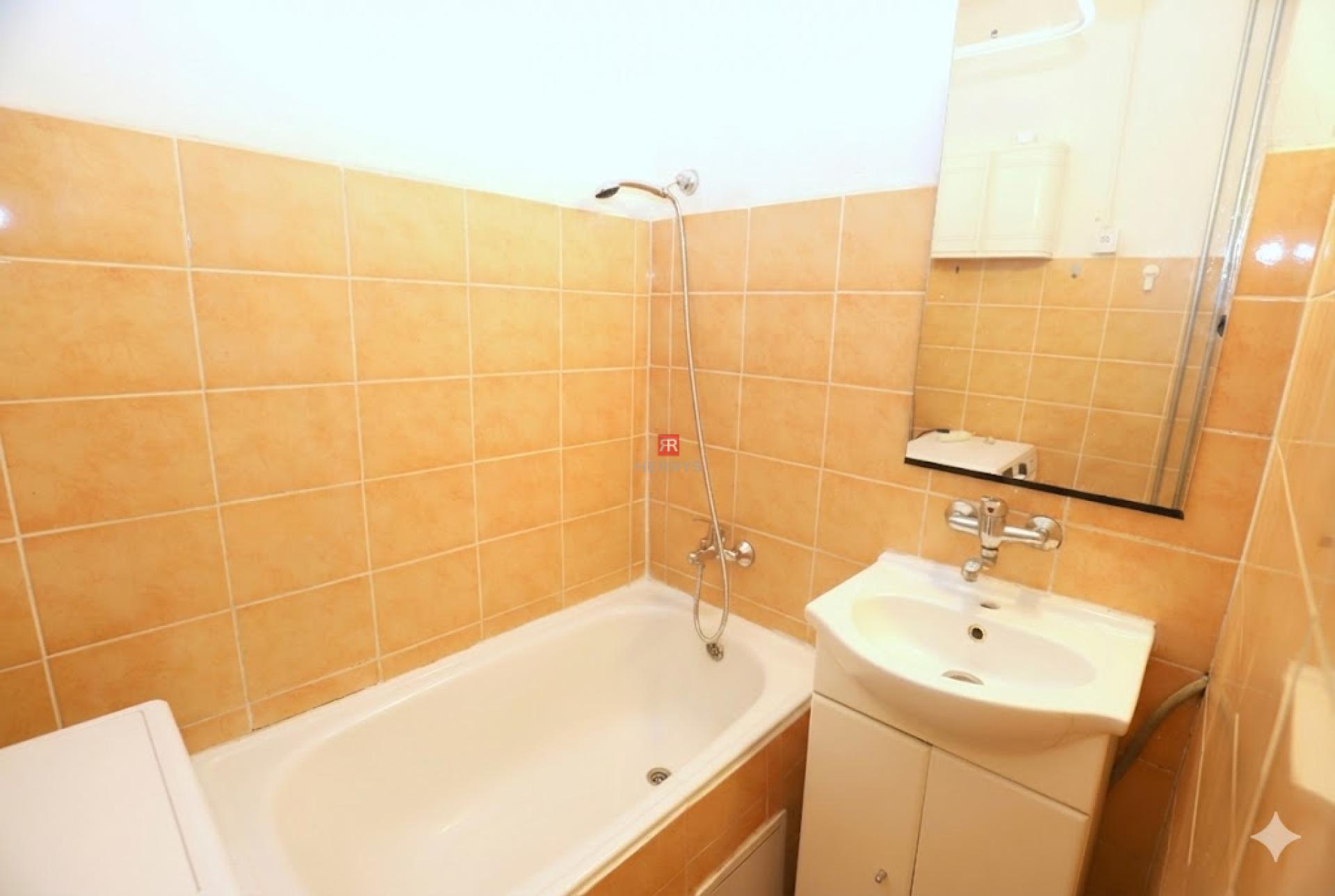 HERRYS - Na prenájom 2 izbový byt na ulici Čsl.parašutistov, BA-Nové mesto