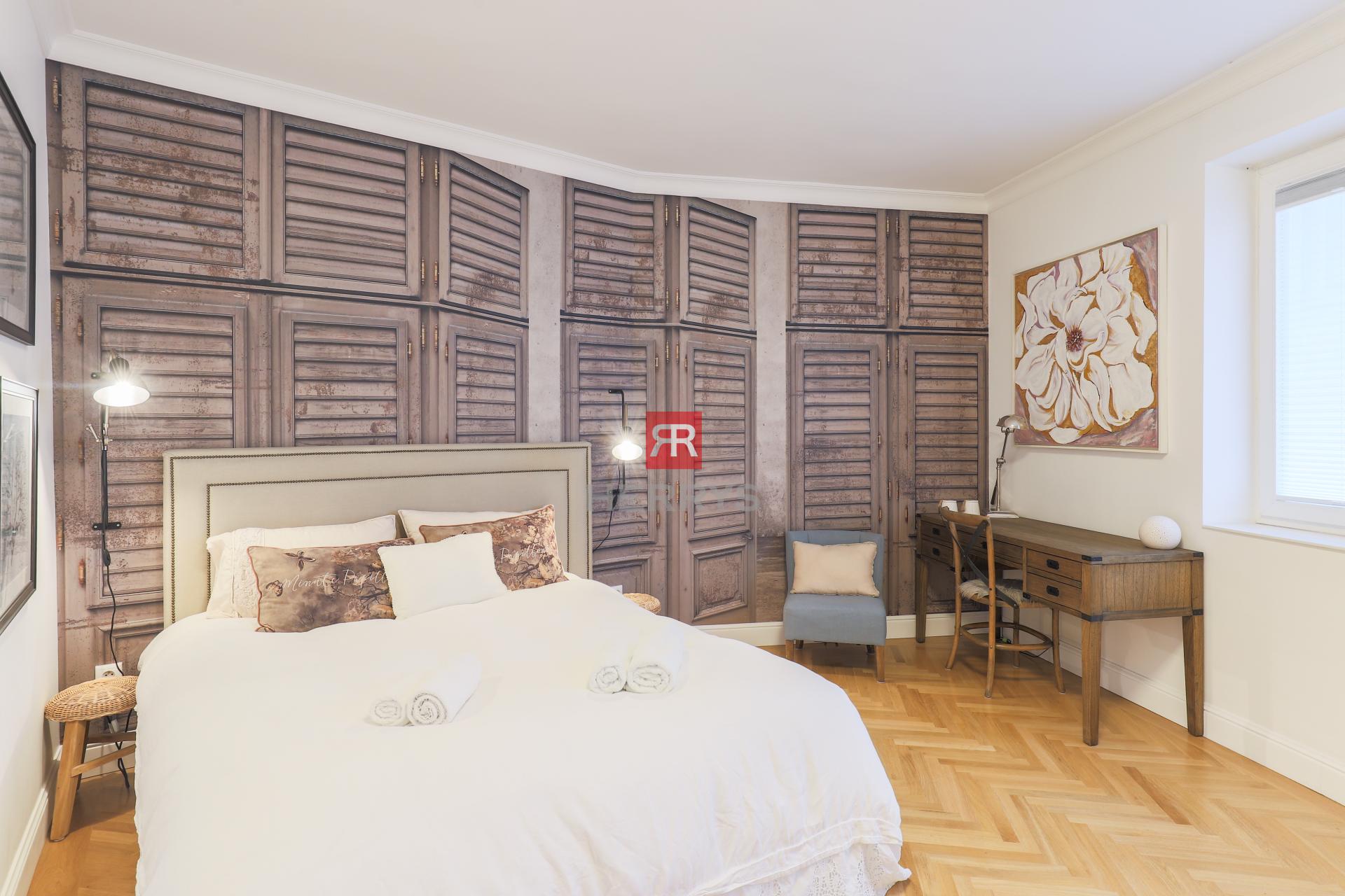 HERRYS – Na prenájom luxusný 3-izbový byt s balkónom a klimatizáciou v centre Bratislavy