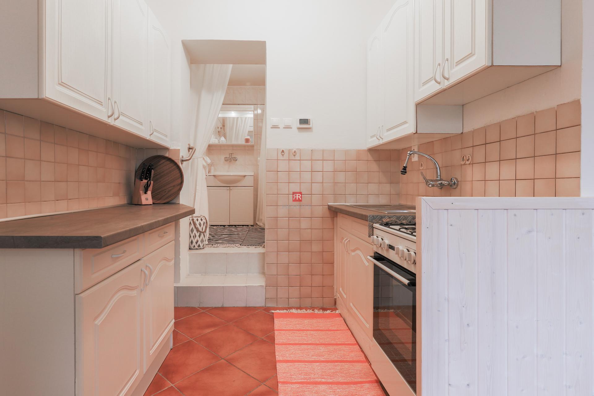 HERRYS - Cozy 2-room apartment for rent in a family house in Kramáre