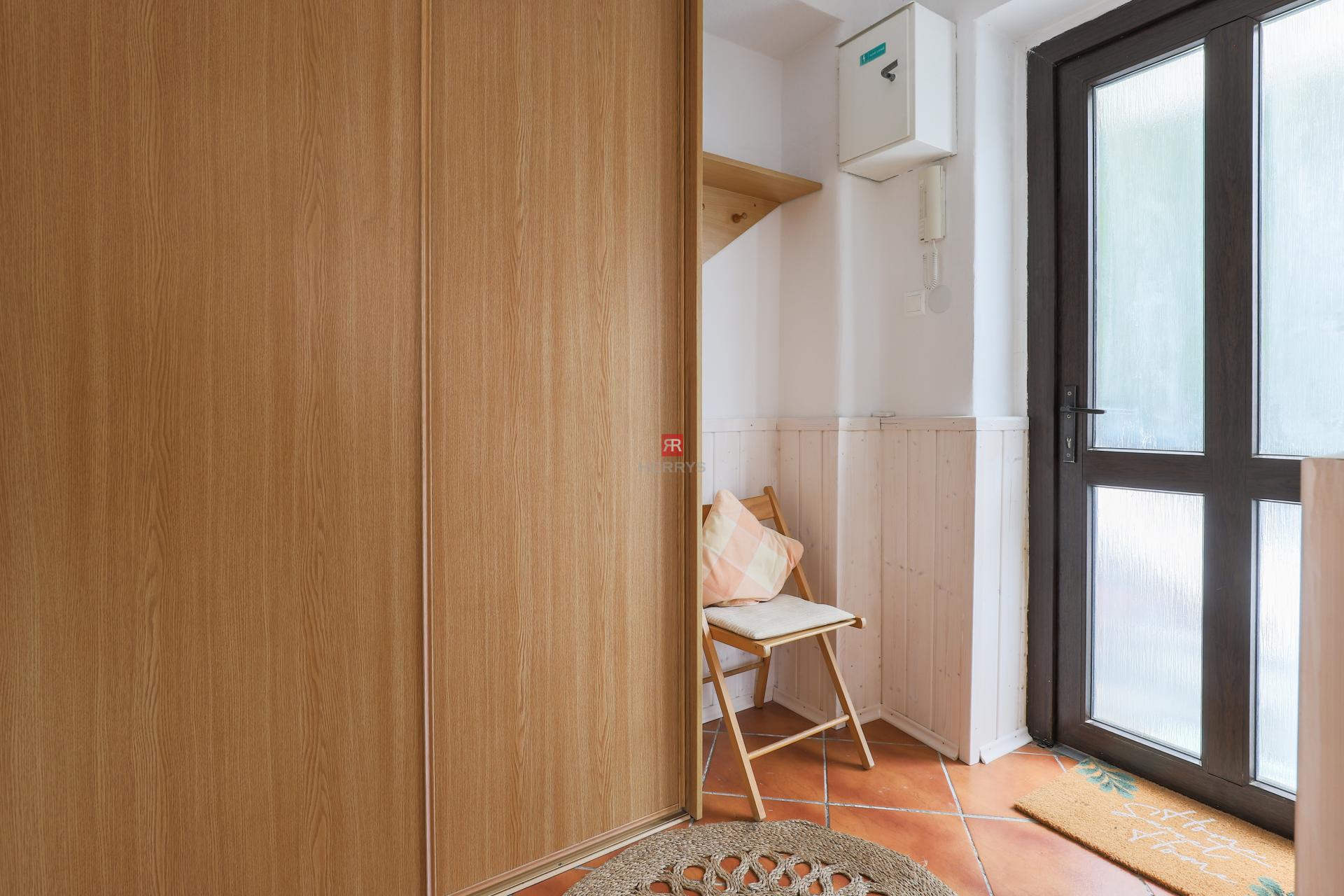 HERRYS - Cozy 2-room apartment for rent in a family house in Kramáre