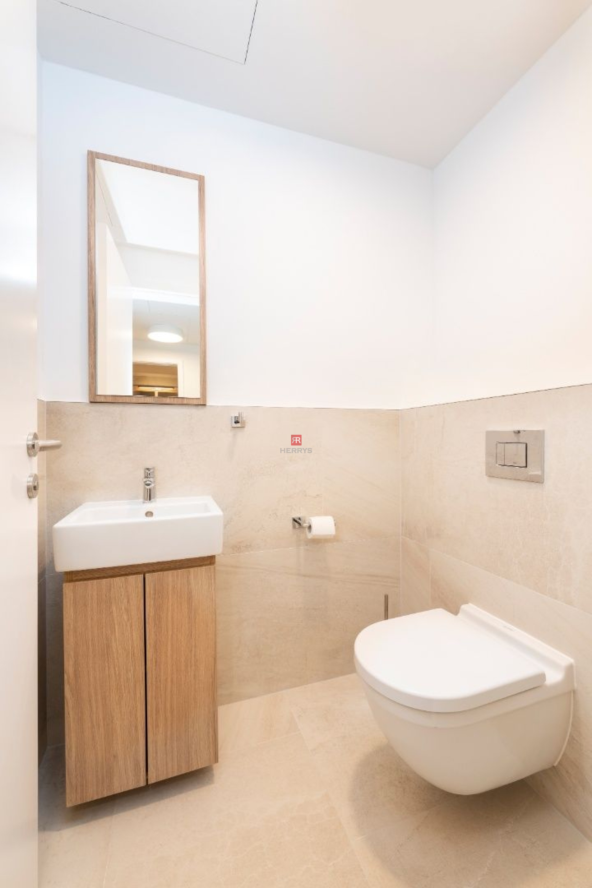 HERRYS-For rent, exclusive 2-room apartment in the new SKY PARK building on the 26th floor with a view of the castle