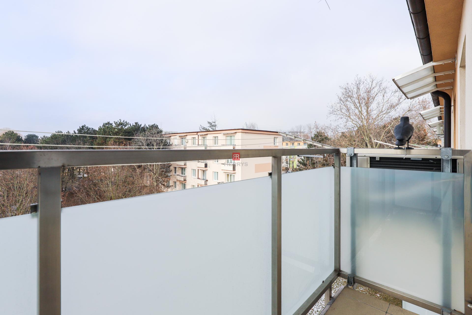 HERRYS - Na prenájom 3 izbový byt v Ružinove