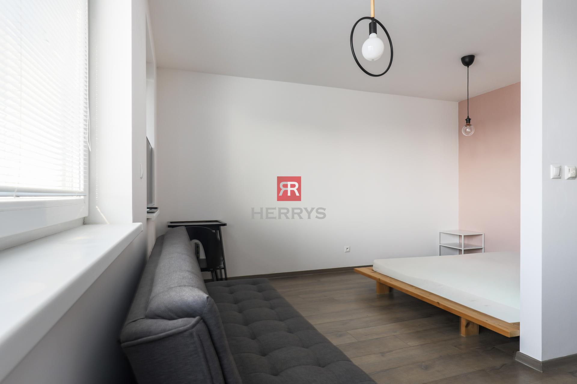 HERRYS – Modern 1-room apartment for rent with balcony, parking and storage room in Podunajské Biskupice