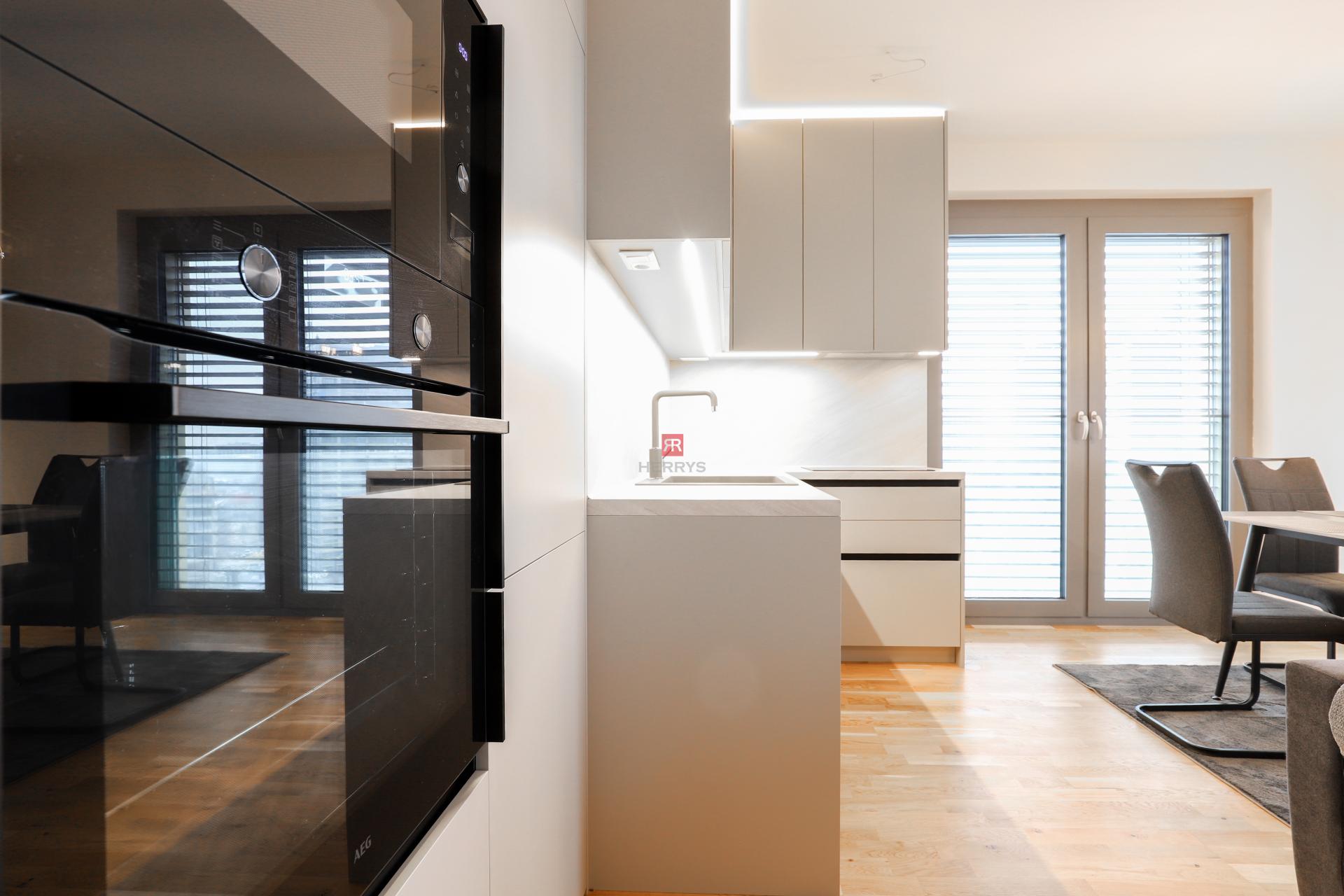 HERRYS - Na prenájom krásny, svetlý, úplne nový 3-izbový zariadený byt v novostavbe Metropolis