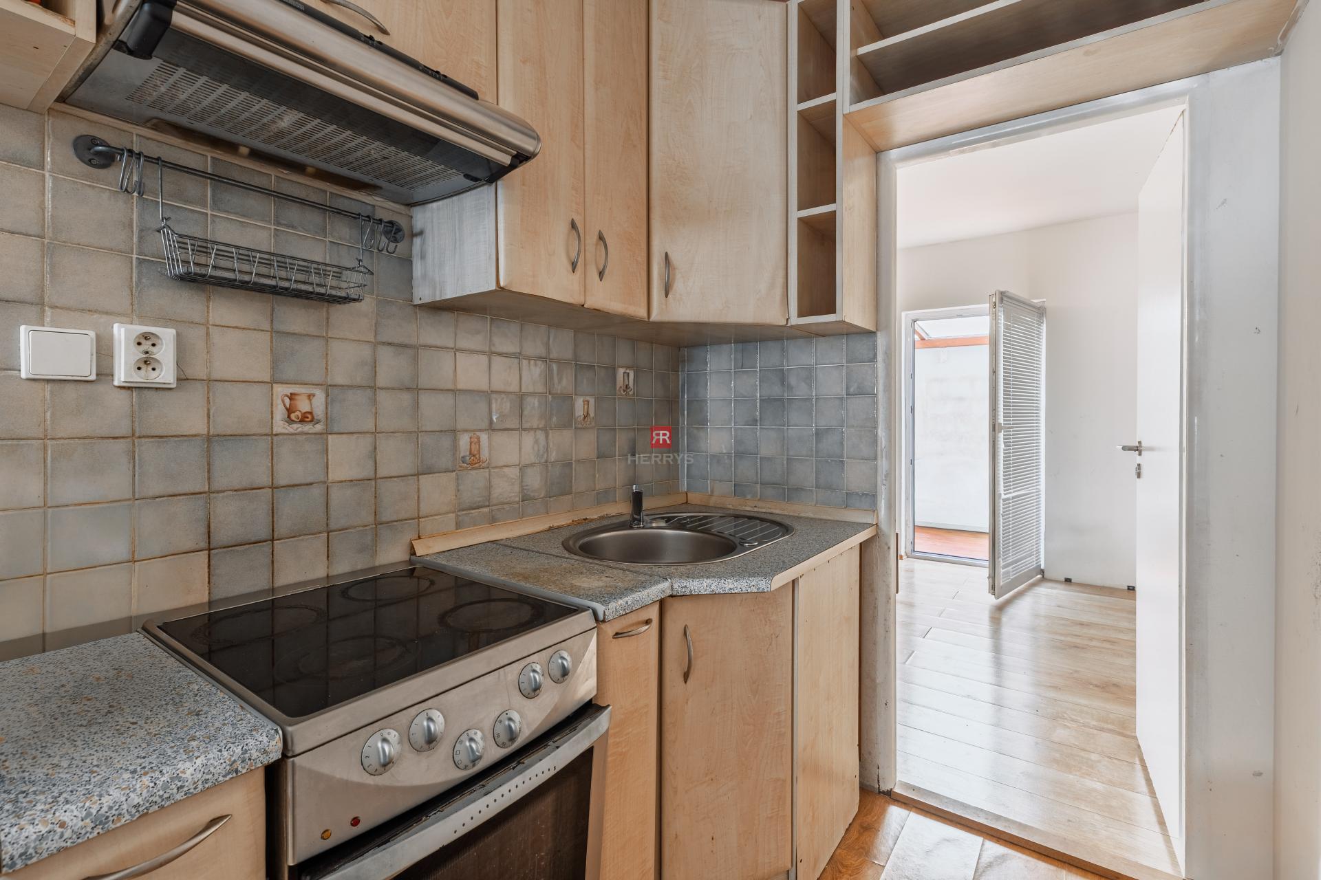 HERRYS - Na predaj 2 izbový byt vo Vrakuni na Stavbárskej ulici, parkingom a terasou(nie Pentagon)