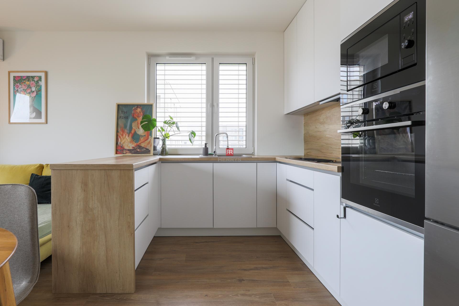 Realitná kancelária HERRYS ponúka na prenájom moderný 3-izbový v obľúbenej lokalite Bory