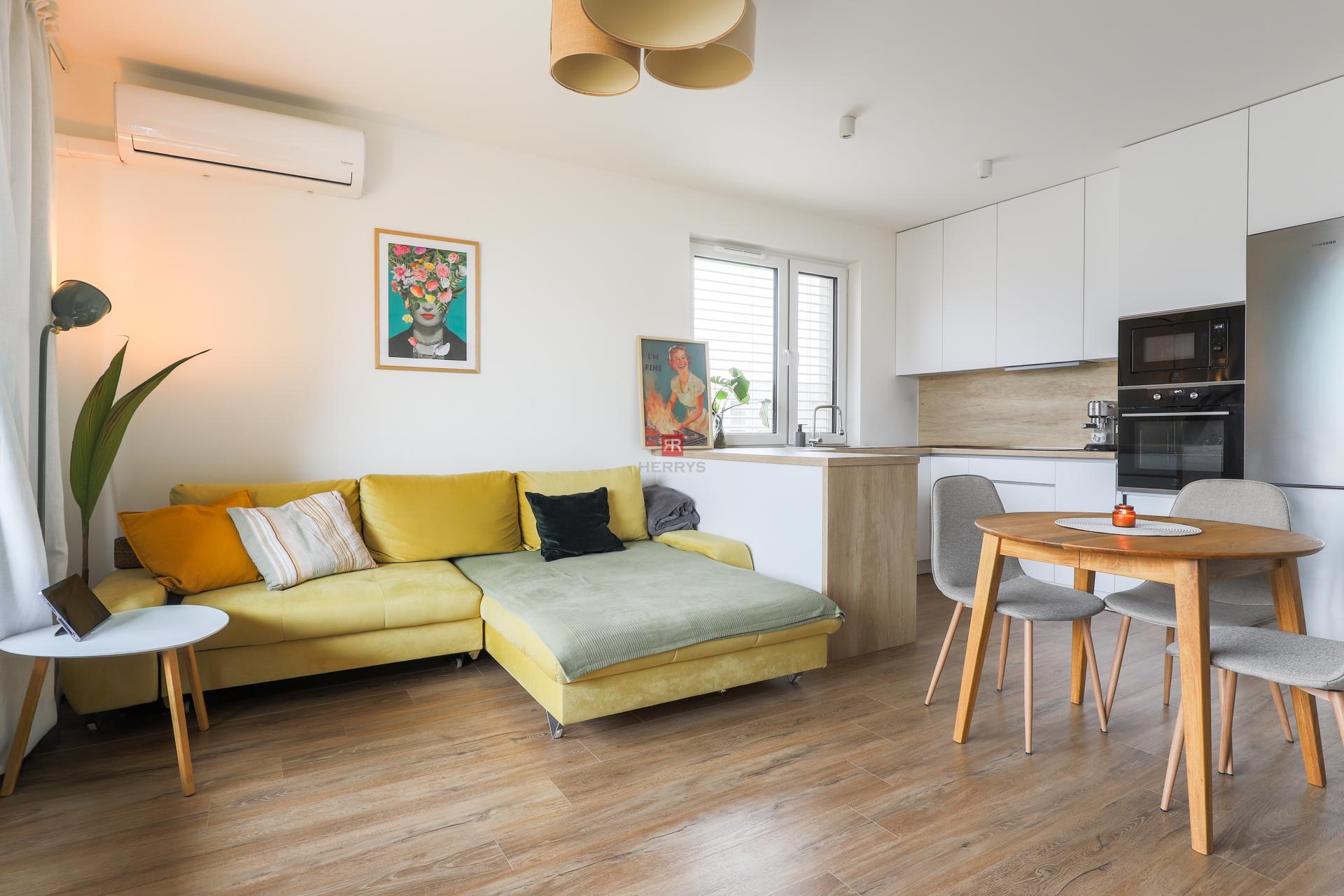 Realitná kancelária HERRYS ponúka na prenájom moderný 3-izbový v obľúbenej lokalite Bory