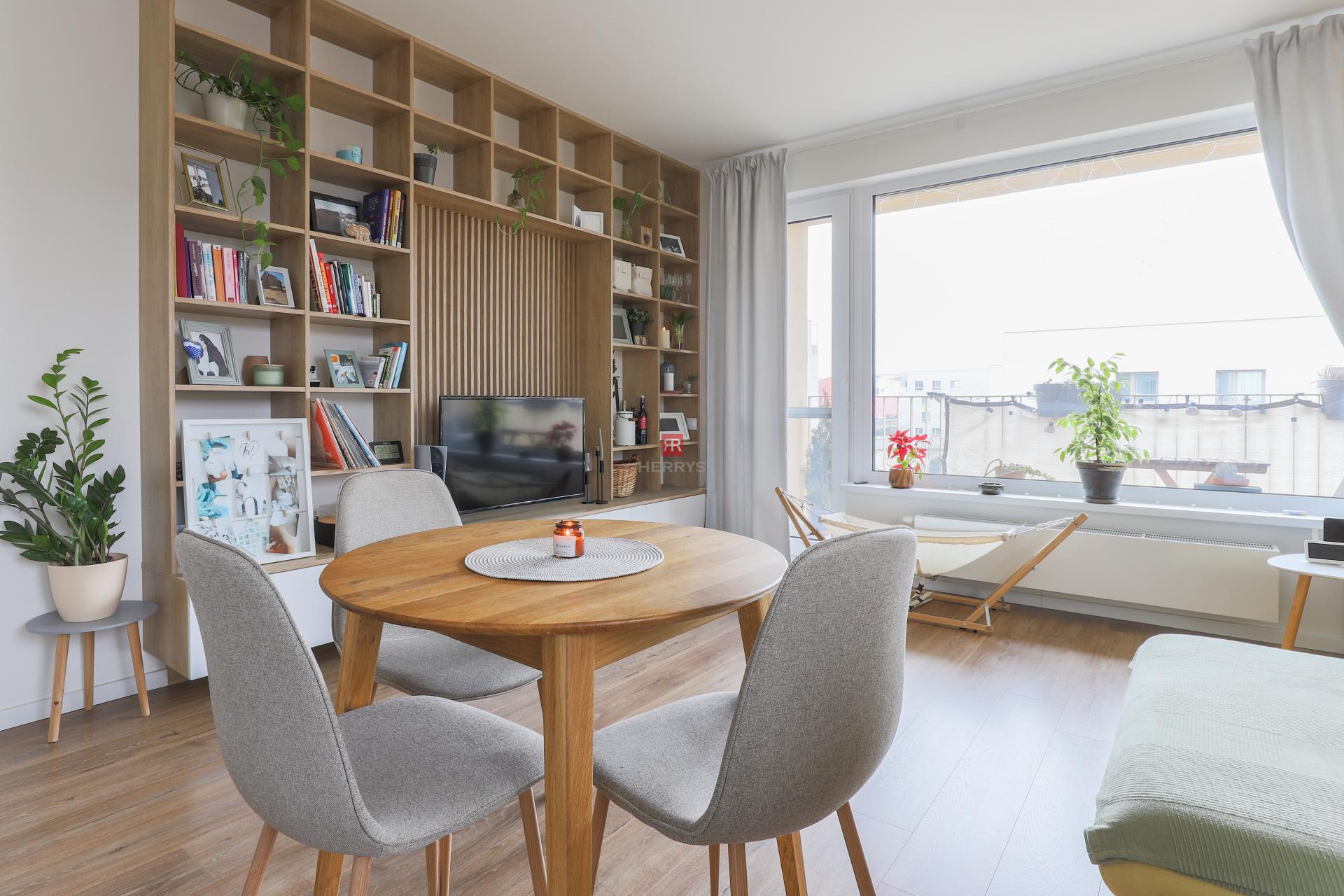 Realitná kancelária HERRYS ponúka na prenájom moderný 3-izbový v obľúbenej lokalite Bory