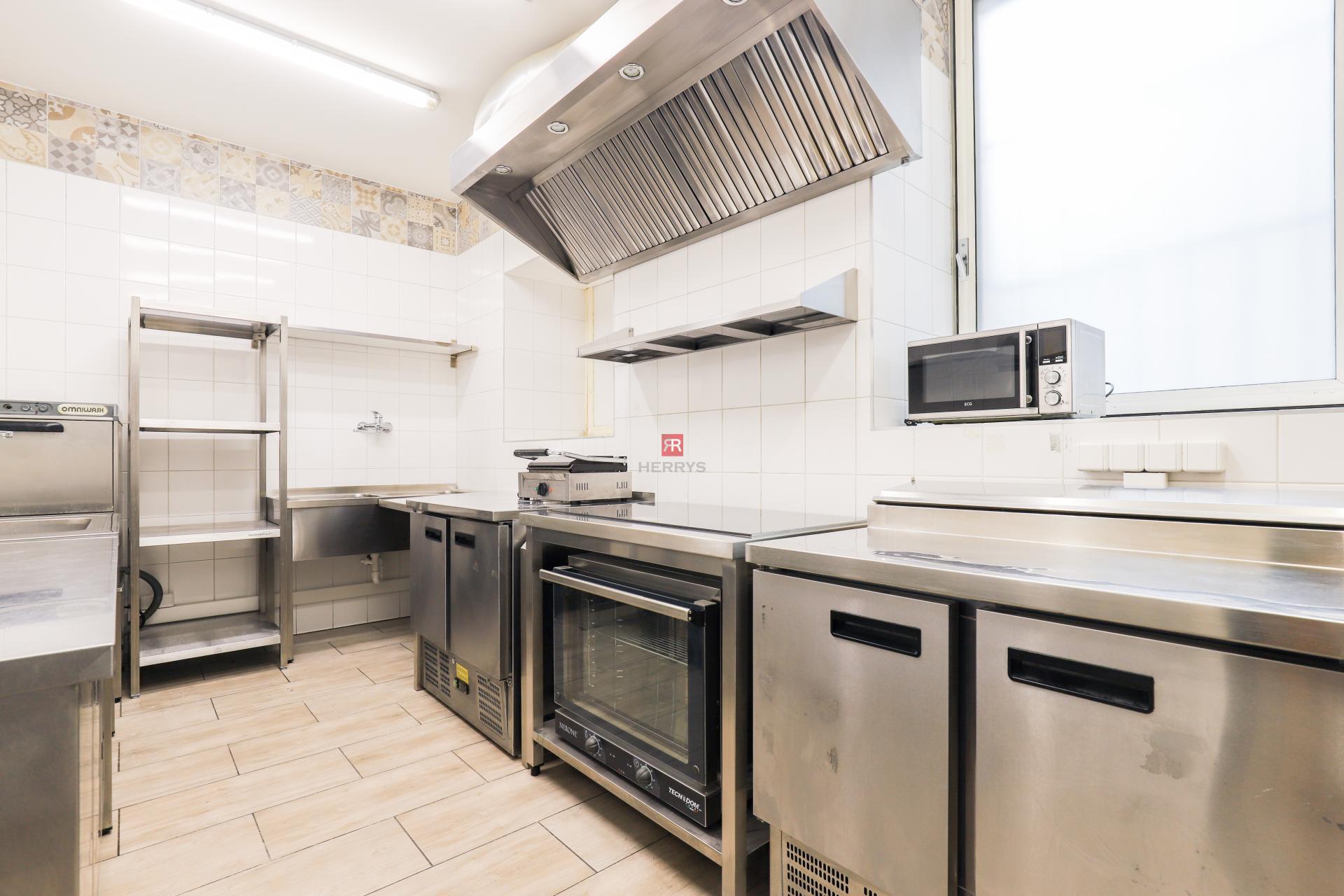 HERRYS – Na prenájom kompletne zrekonštruovaný nebytový priestor na gastro prevádzku