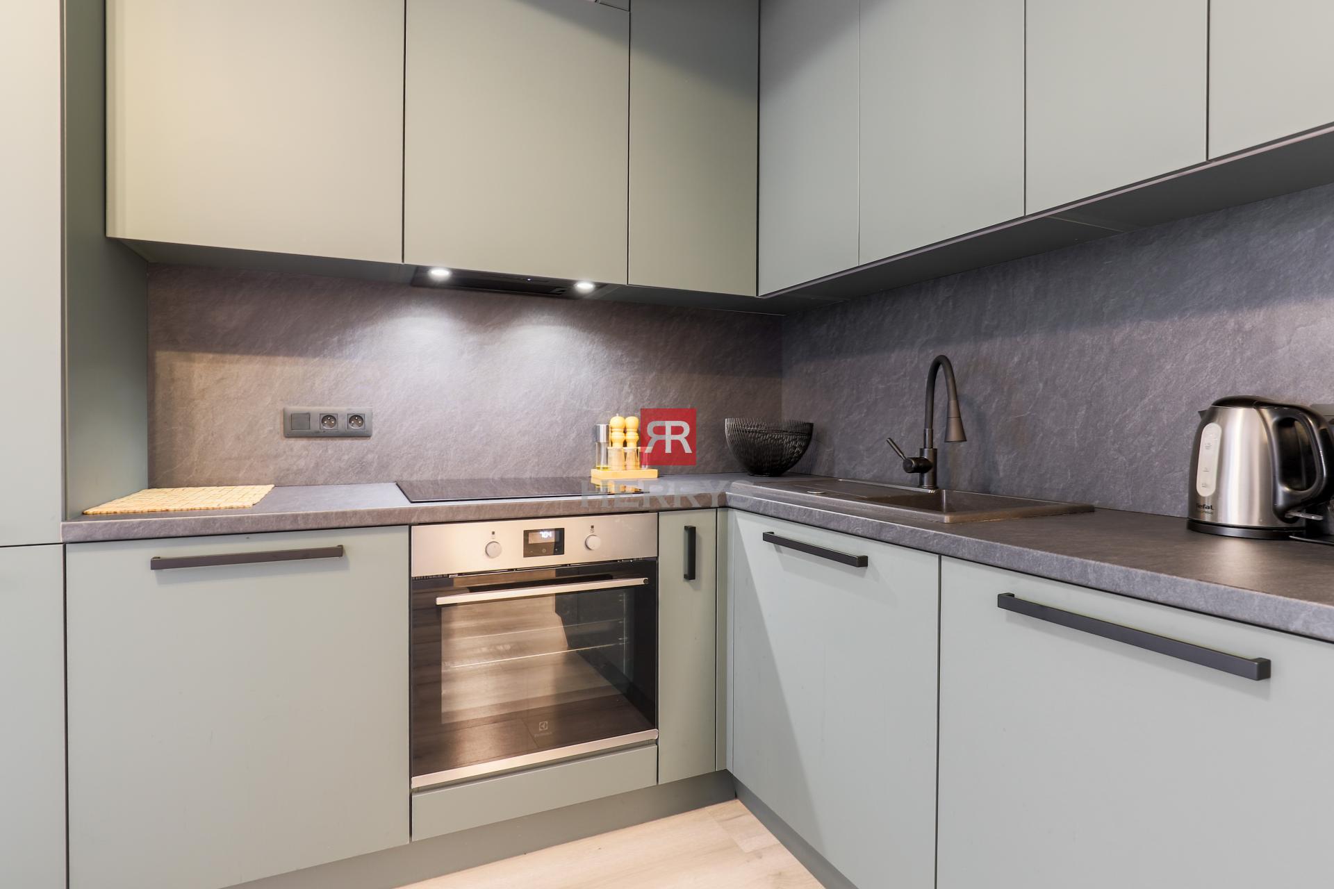 HERRYS - Na prenájom štýlový 3 izbový byt v širšom centre mesta, Ovručská ulica