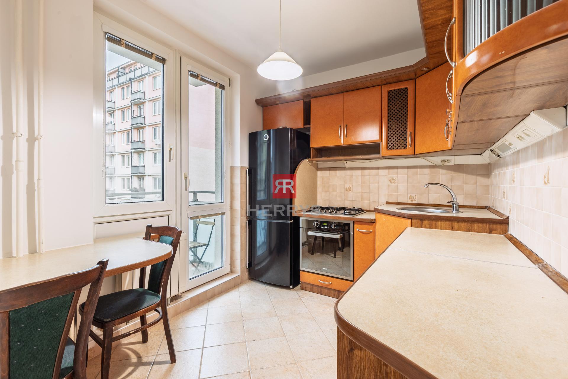 HERRYS - Na predaj 2-izbový byt v blízkosti Račianskeho mýta s možnosťou prerobenia na 3 izbový