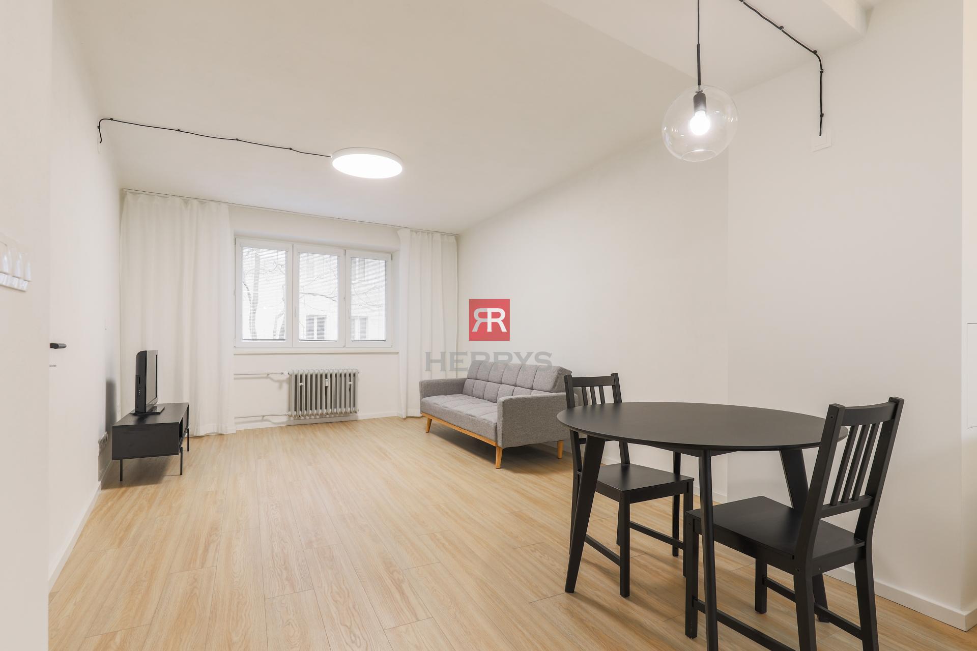 HERRYS – Na predaj 2-izbový byt po kompletnej rekonštrukcii v Starom Meste&nbsp;