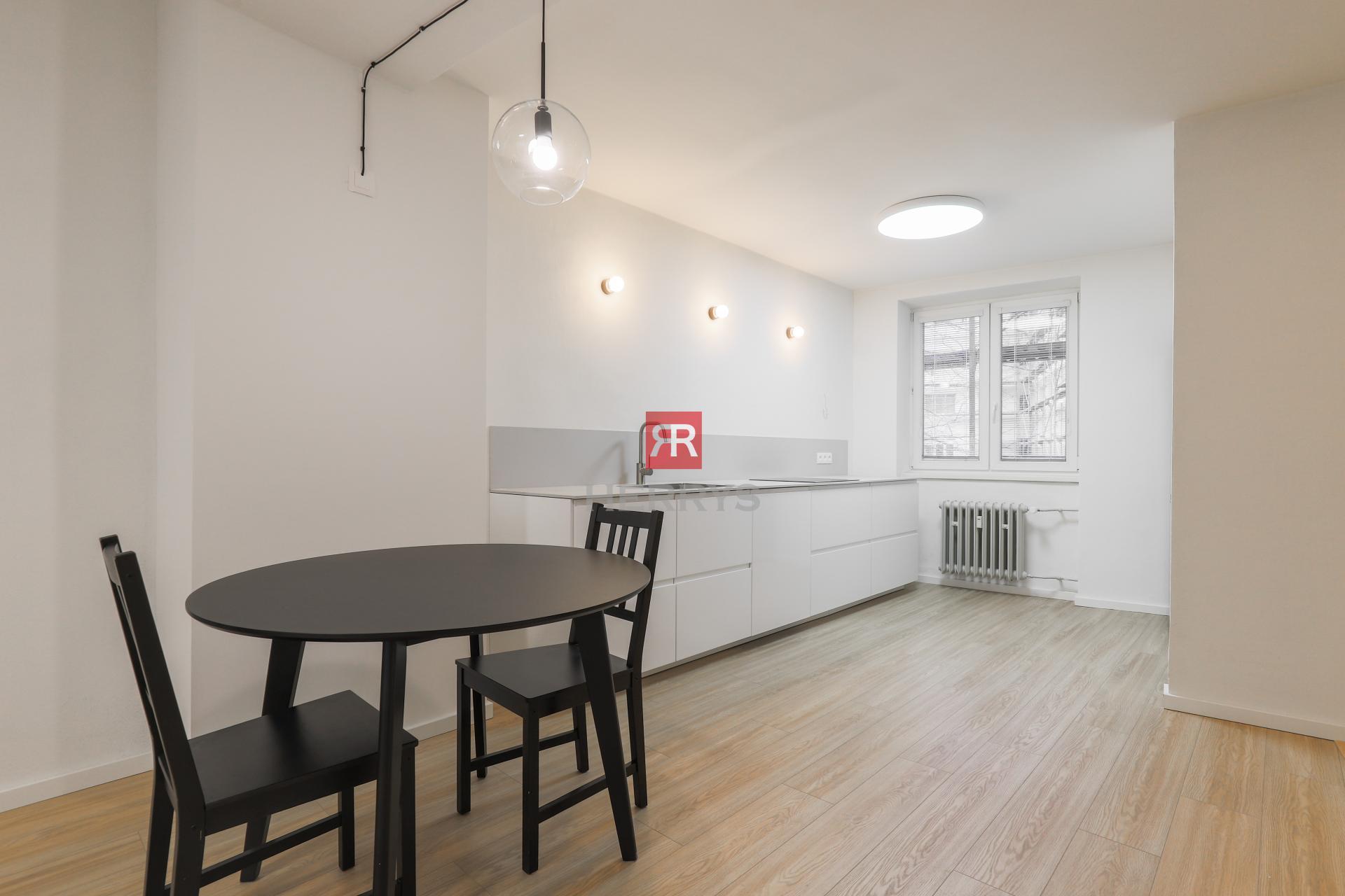 HERRYS – Na predaj 2-izbový byt po kompletnej rekonštrukcii v Starom Meste&nbsp;