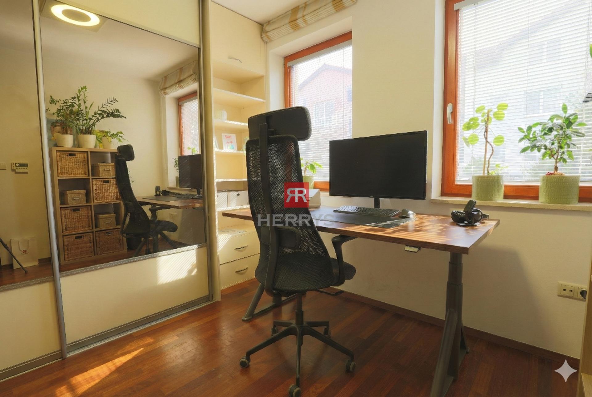 HERRYS - Na prenájom rodinný dom vo Vajnoroch