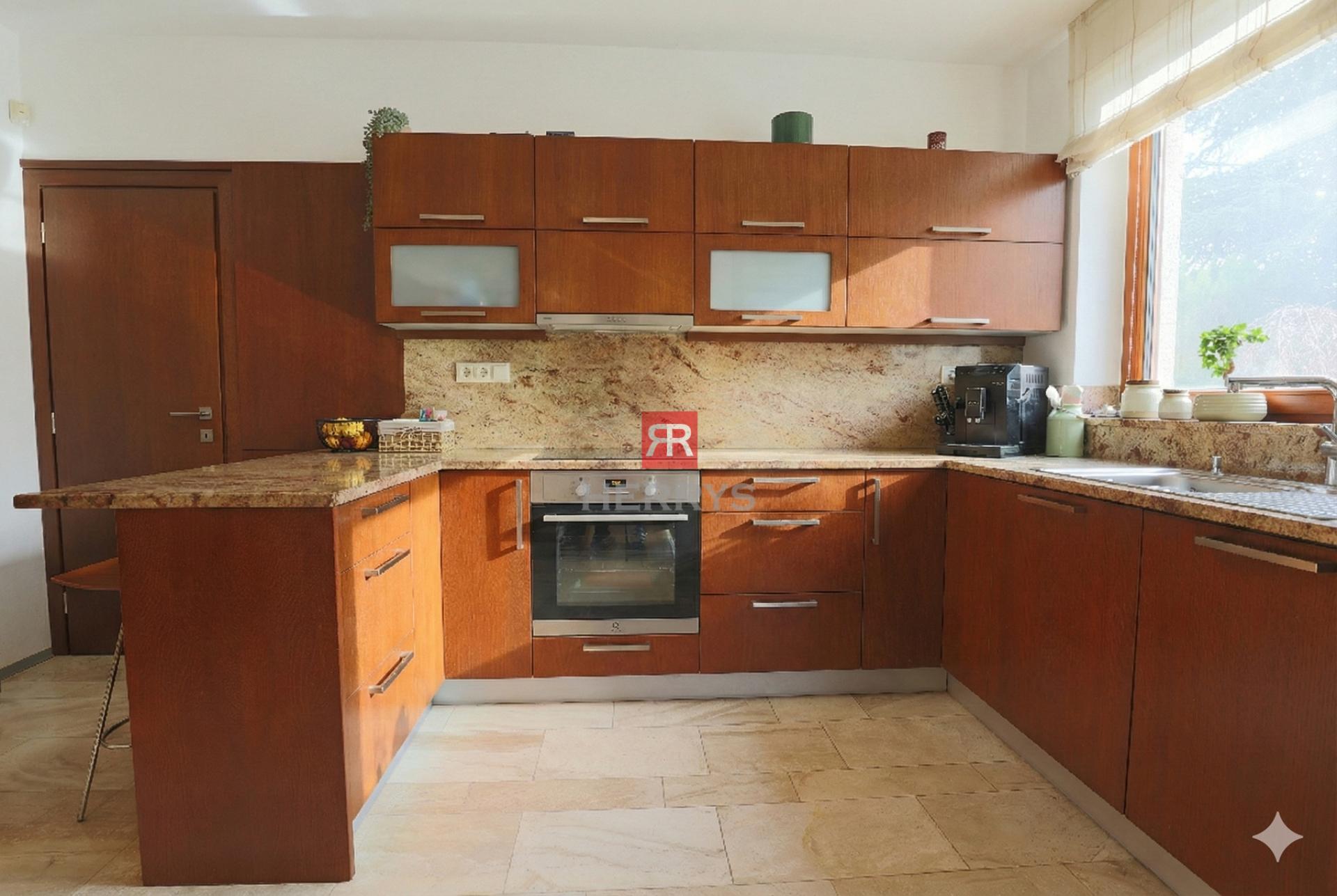 HERRYS - Na prenájom rodinný dom vo Vajnoroch