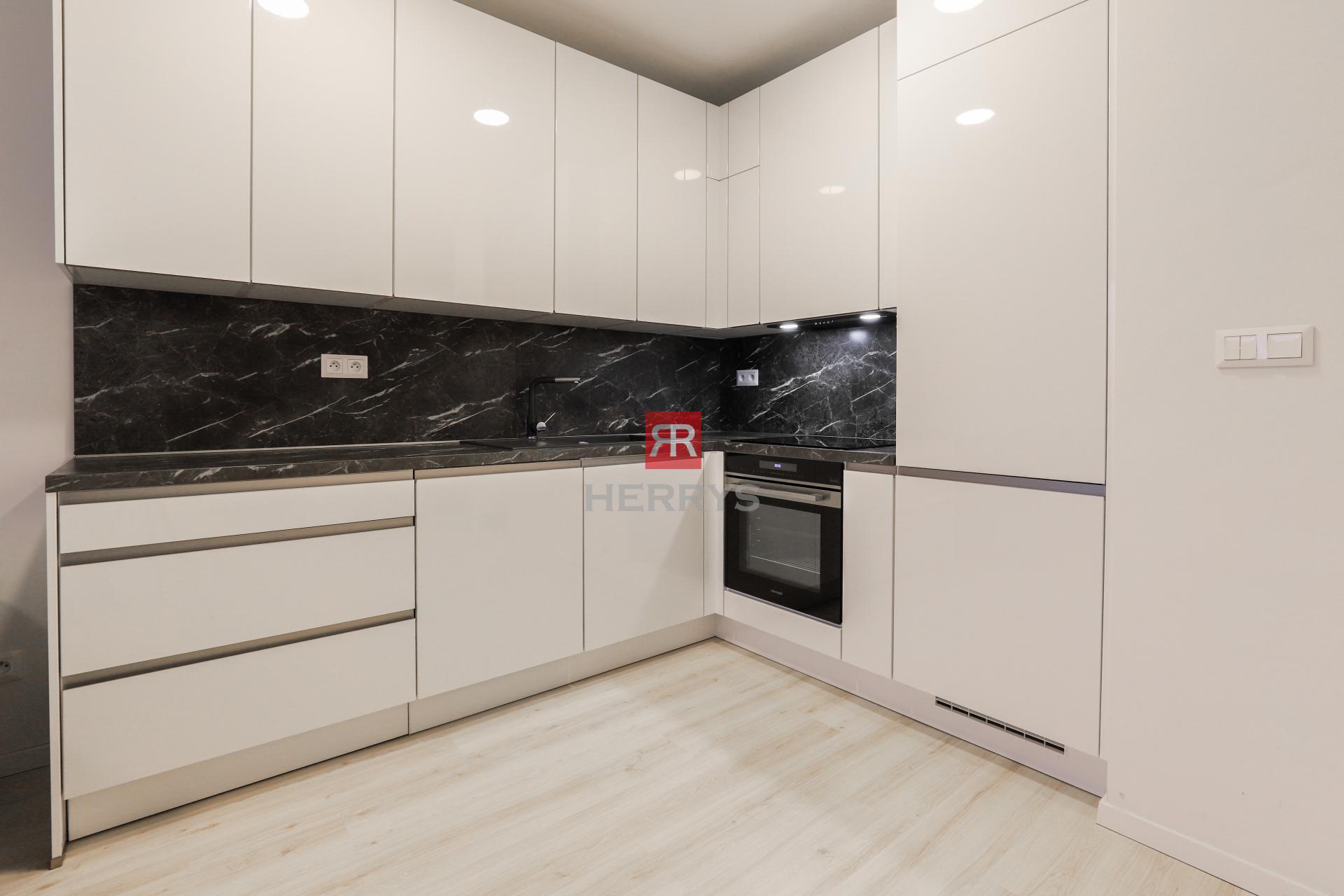 HERRYS - Na prenájom 2-izbový byt v NUPPU, RUŽINOV