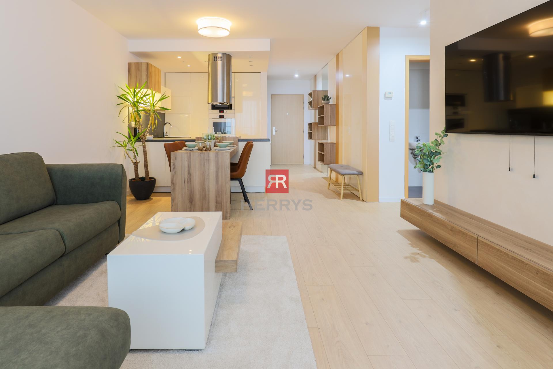 HERRYS - Stylish 2-room furnished apartment with balcony for rent, III. Towers