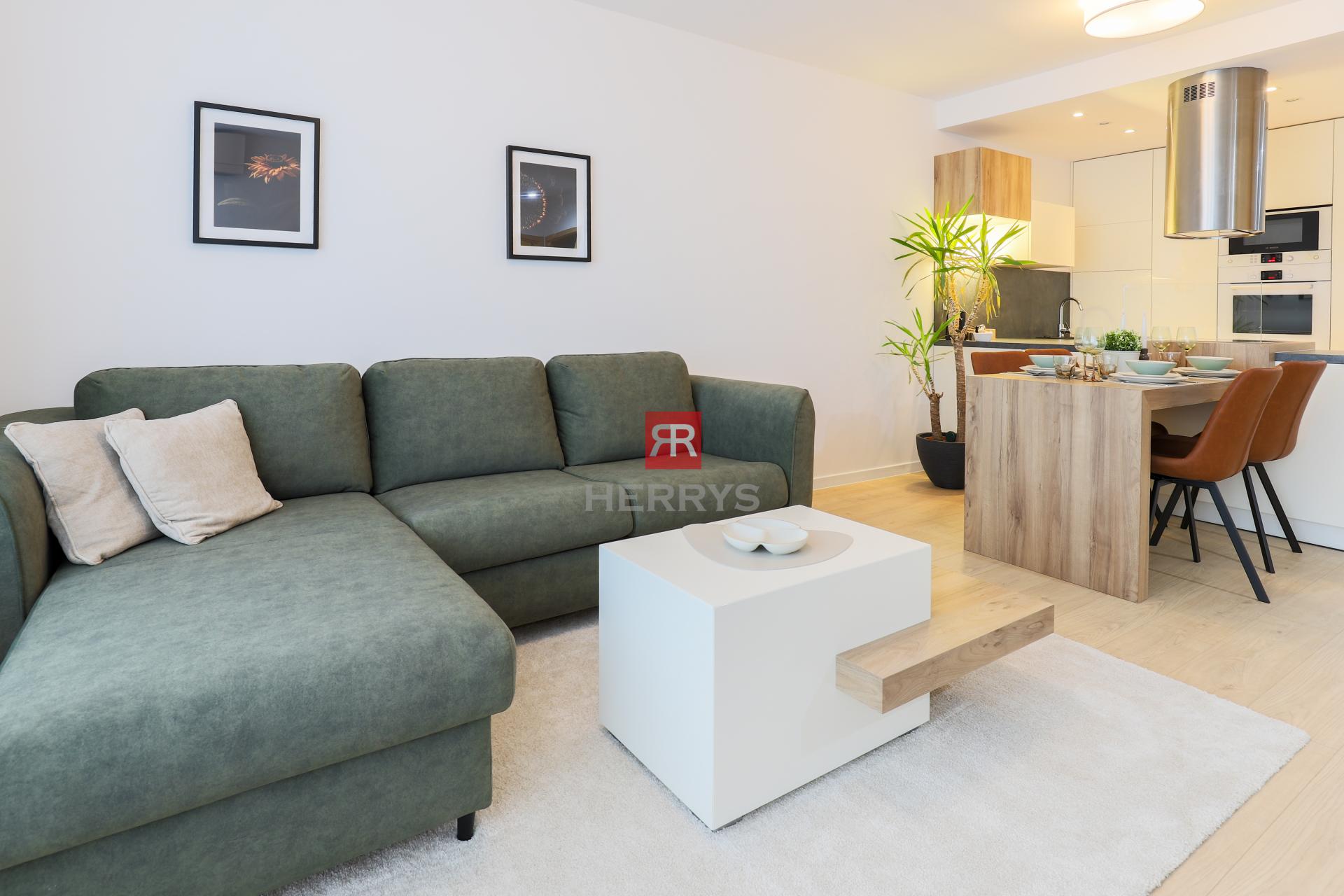 HERRYS - Stylish 2-room furnished apartment with balcony for rent, III. Towers