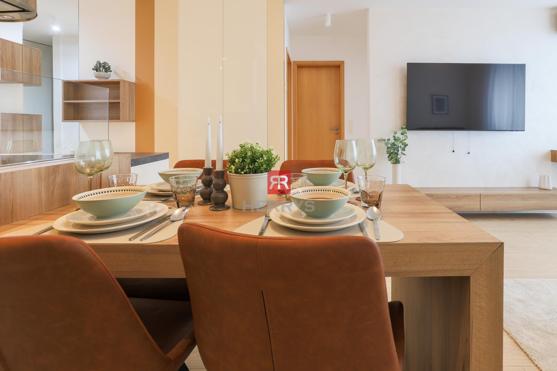 HERRYS - Stylish 2-room furnished apartment with balcony for rent, III. Towers