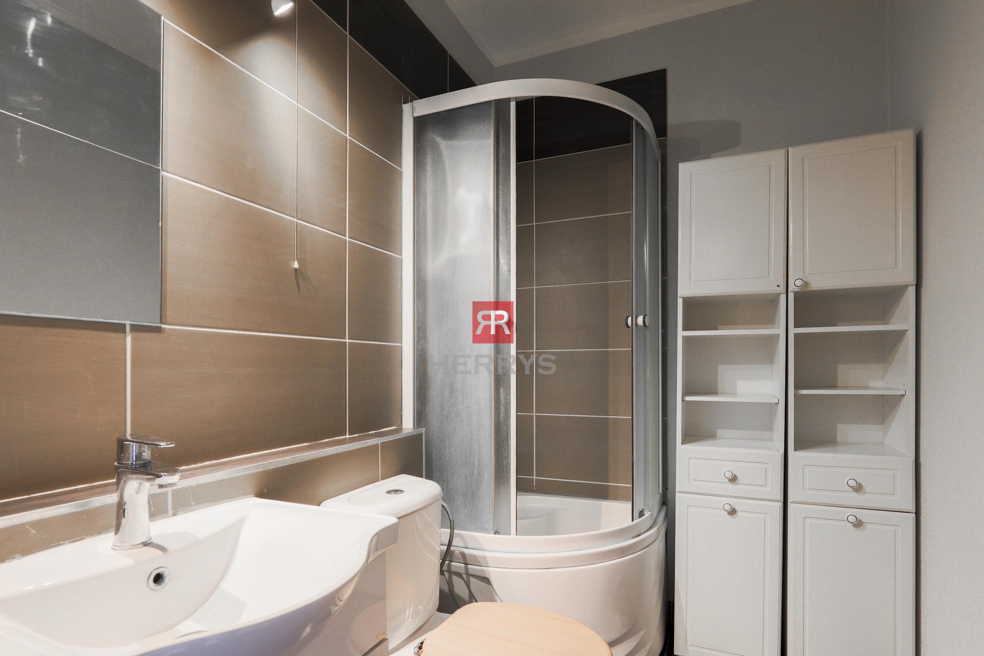 HERRYS- Na prenájom zariadený 2 izbový byt na Gessayovej ulici, v Petržalke