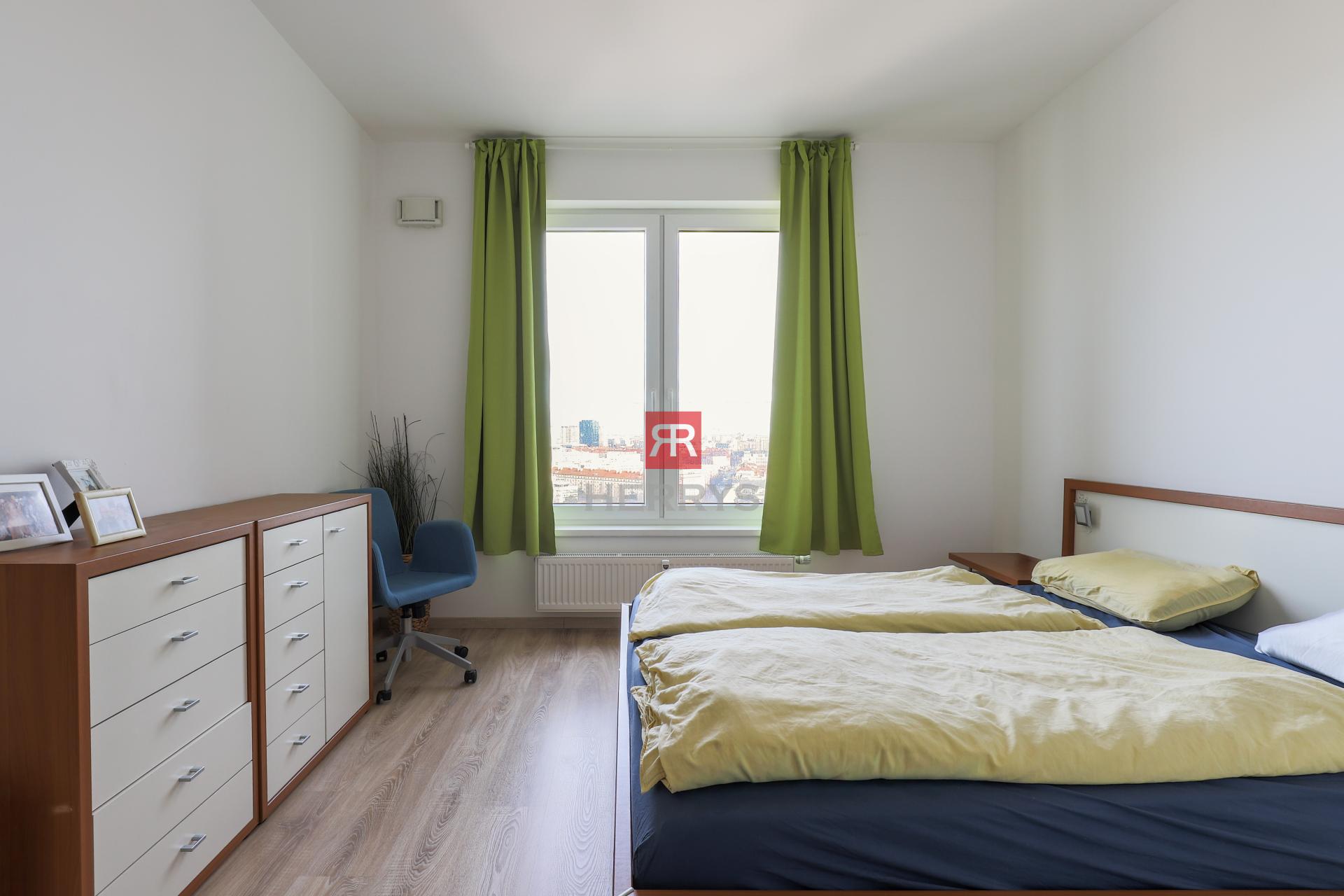 HERRYS - Na prenájom presvetlený moderný 2 izbový byt v novostavbe Premiére na Šancovej ulici