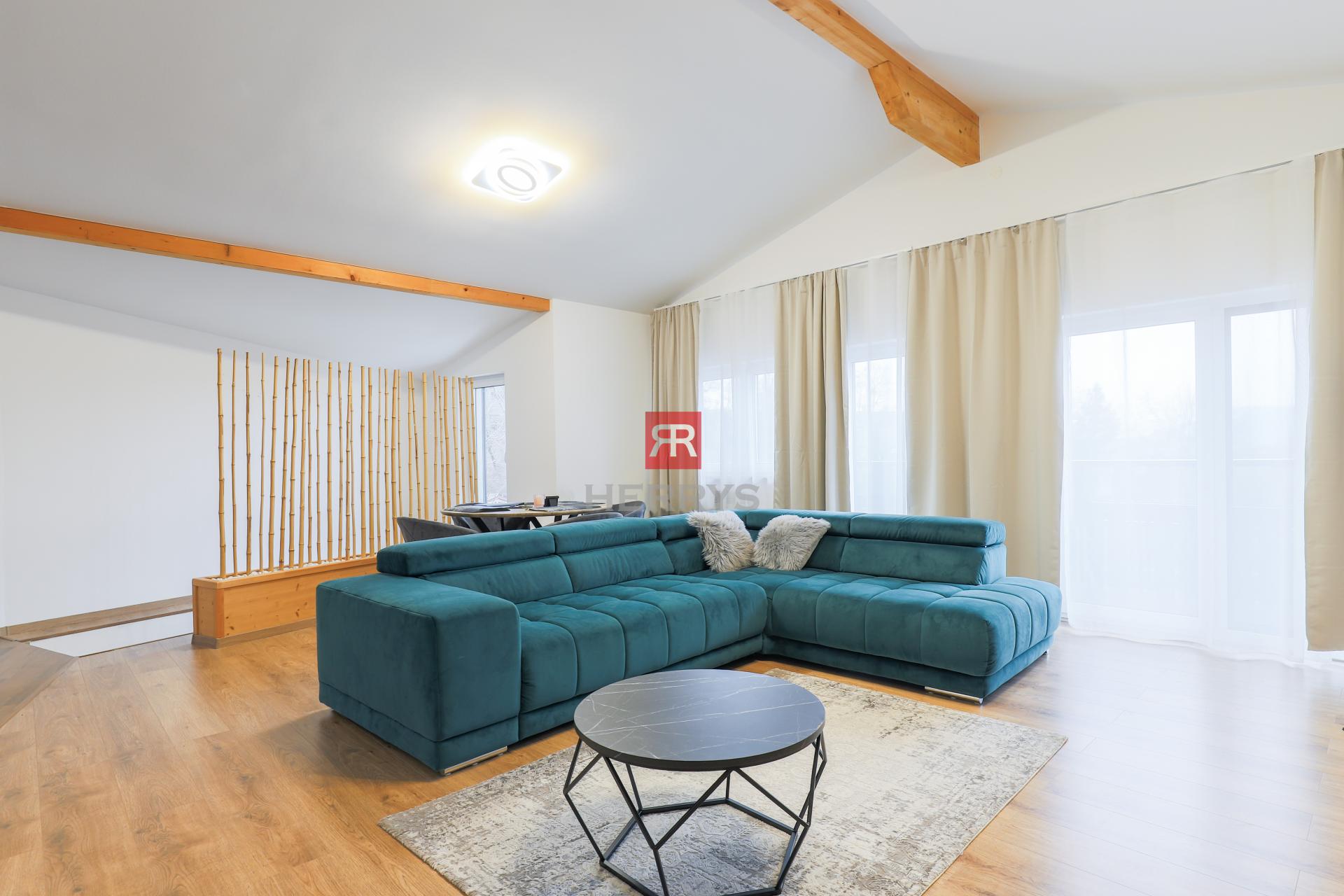 HERRYS – Na prenájom štýlový dom s krásnym pozemkom a výhľadom na hrad Devín