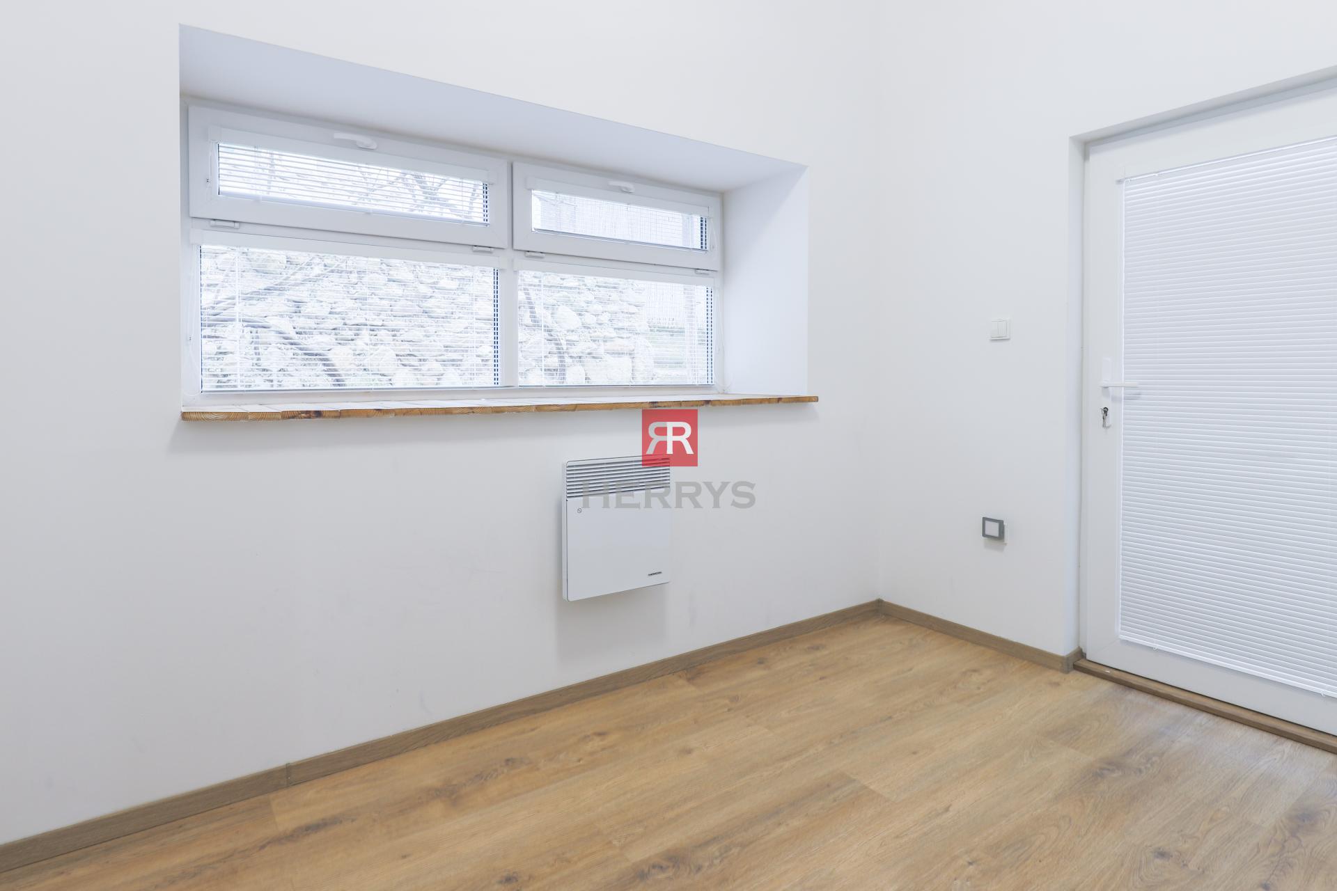 HERRYS – Na prenájom štýlový dom s krásnym pozemkom a výhľadom na hrad Devín