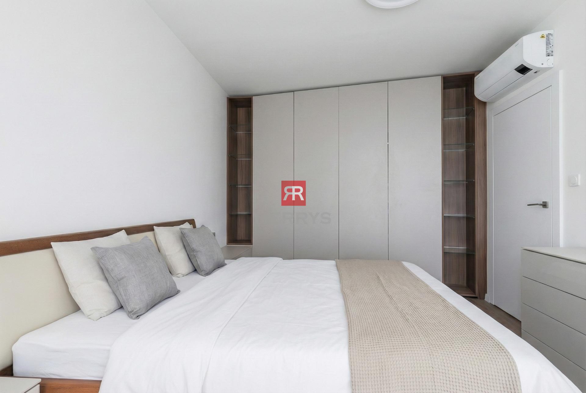 HERRYS - Modern and spacious 2-room apartment for rent in the Old Town, on Martin Benka Square&nbsp;