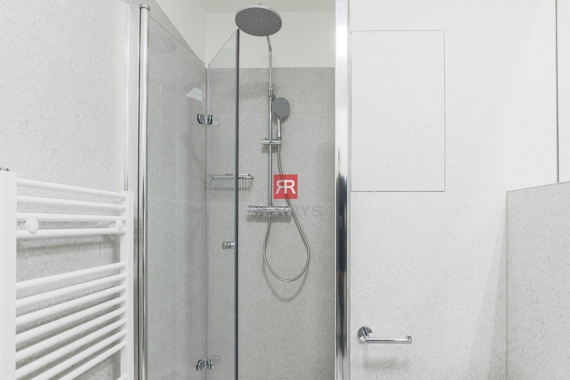 HERRYS - Na prenájom 2-izbový byt po kompletnej rekonštrukcii, Sibírska ulica